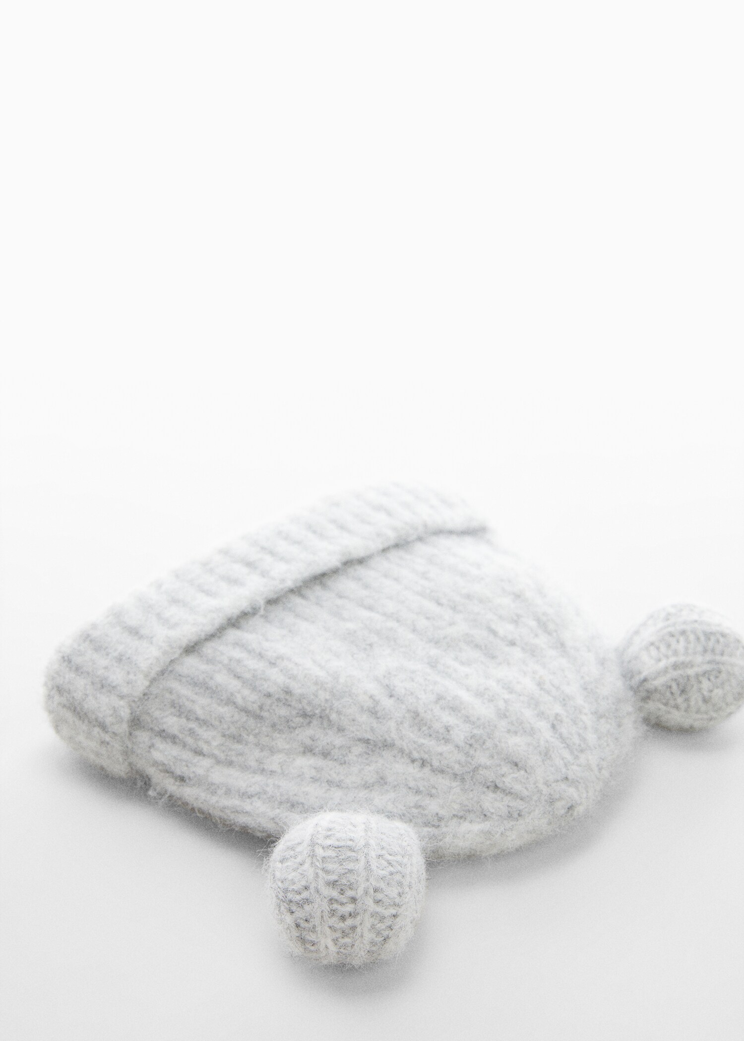 Gorro punto orejitas - Detalle del artículo 1