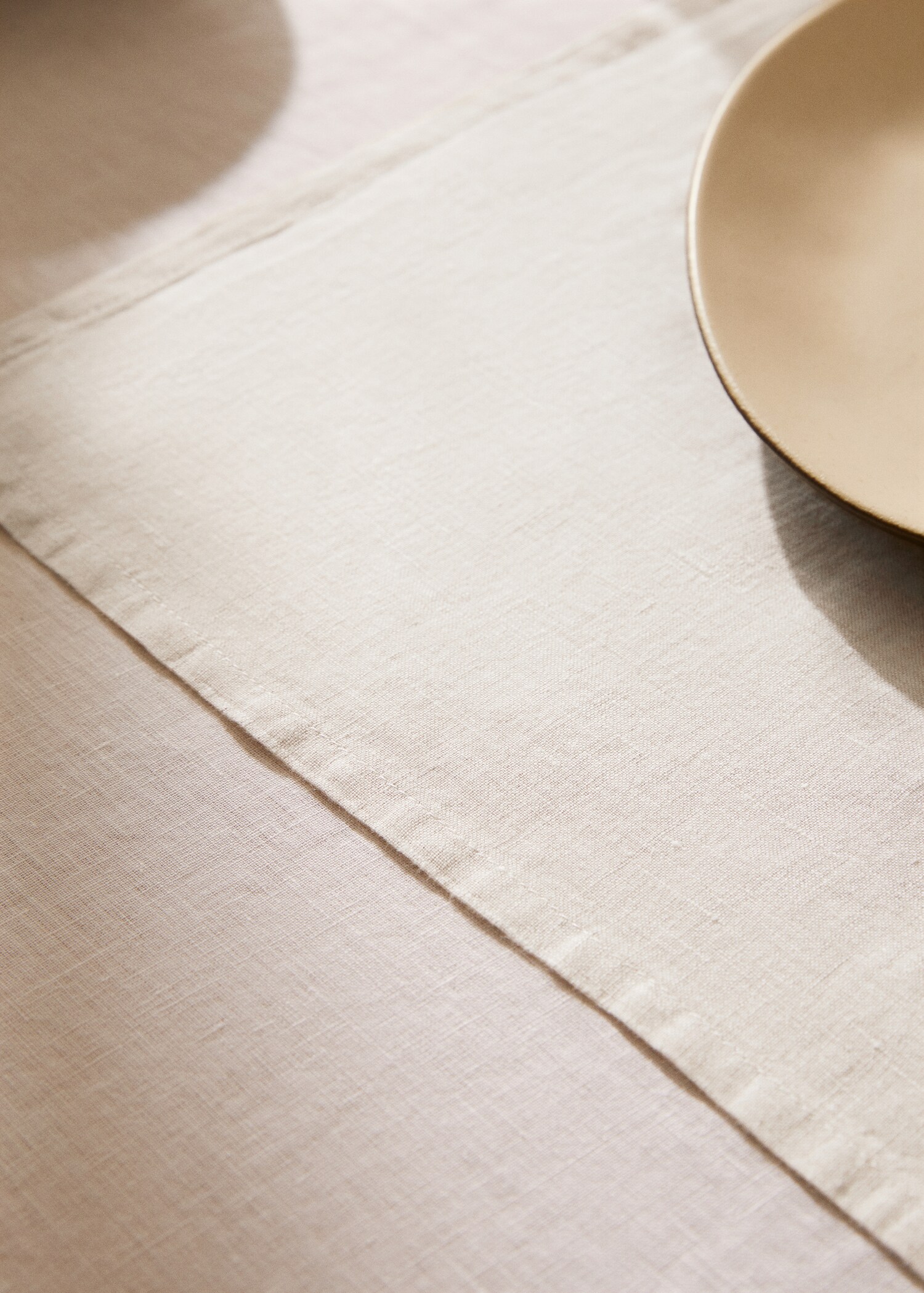 100% plain linen placemat - Details of the article 8
