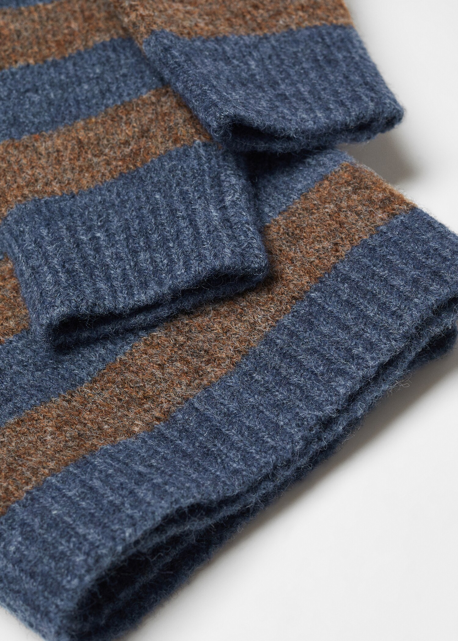Knit striped sweater - Details of the article 8