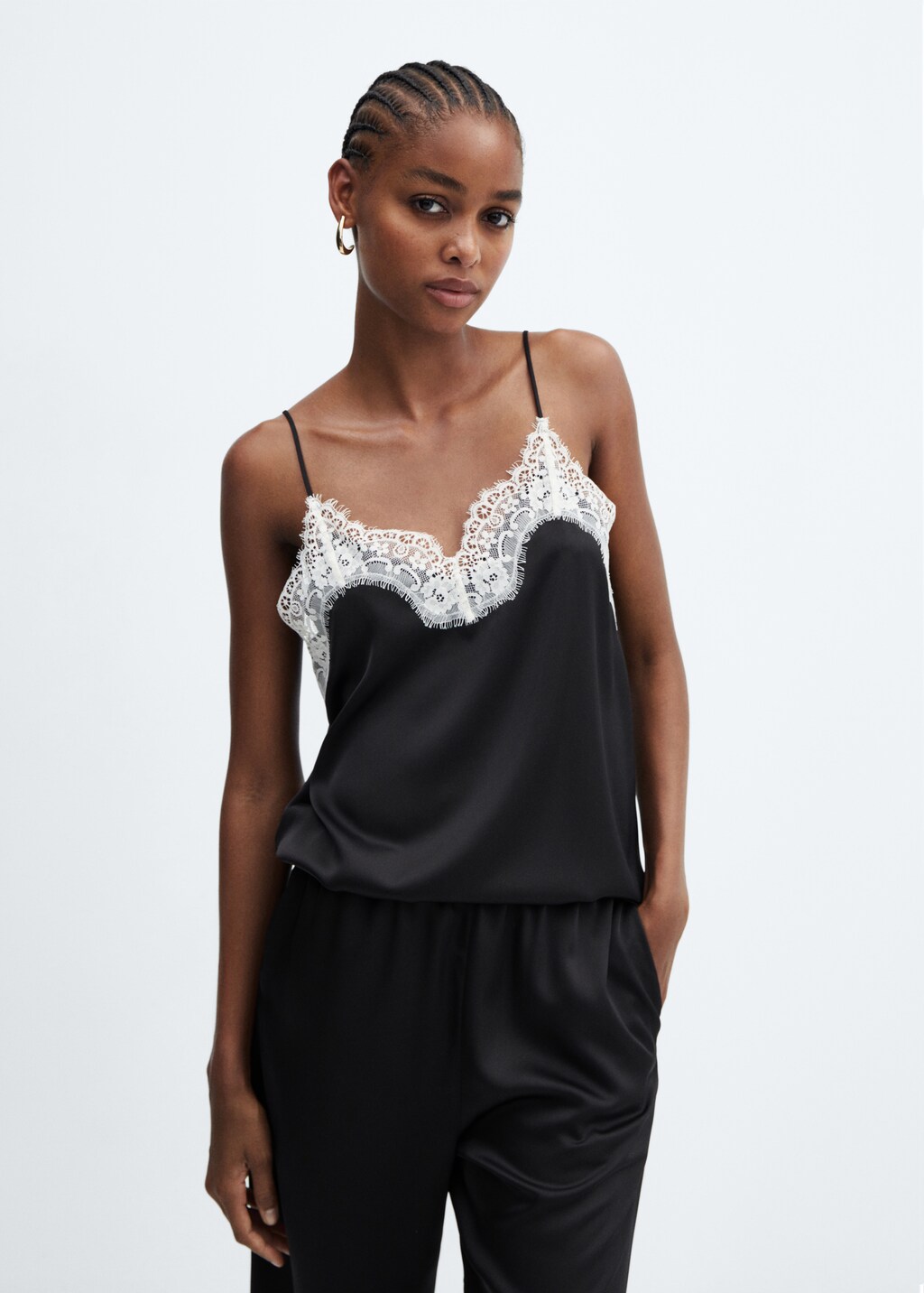 Top lencero escote encaje