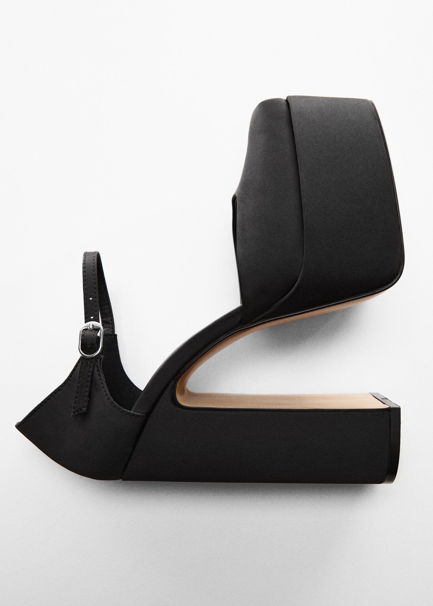 Heeled platform shoes - Details of the article 5