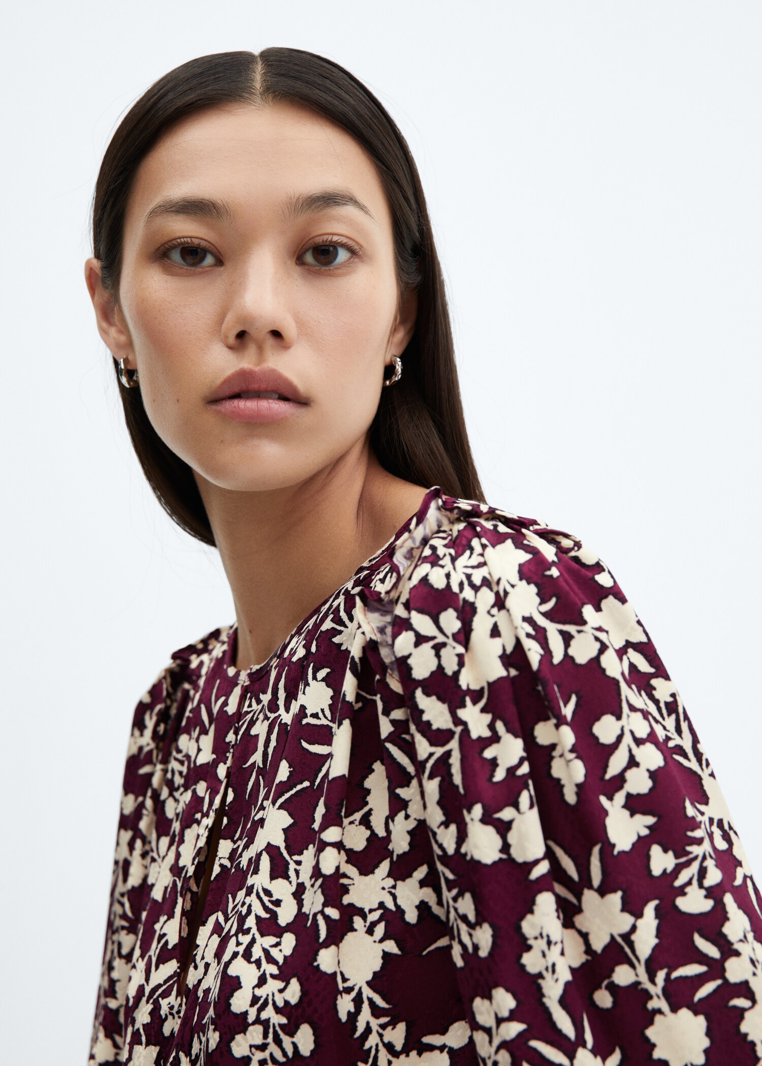 Bluse mit Blumenmuster - Detail des Artikels 1