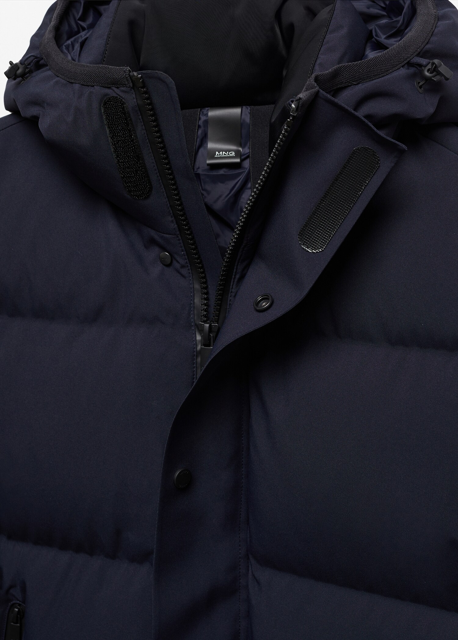 Water-repellent down anorak - Details of the article 8