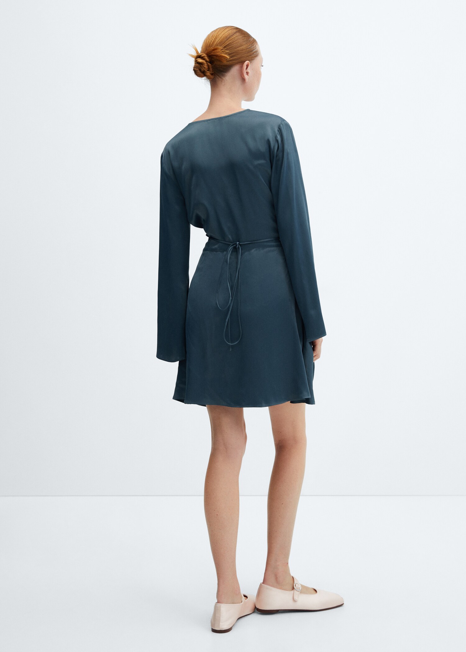 Wrapped satin dress - Reverse of the article