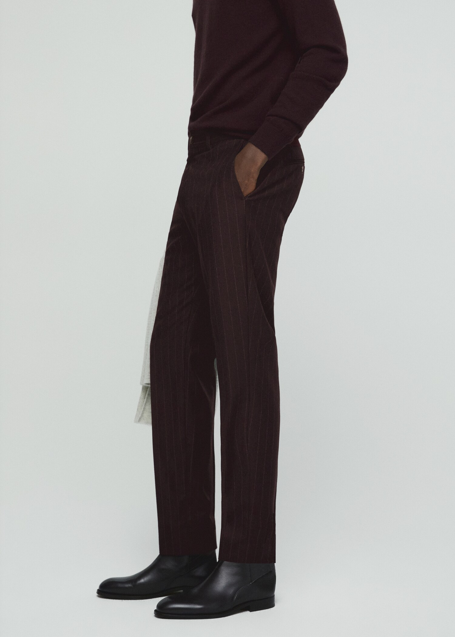 100% virgin wool pinstripe trousers - Details of the article 2