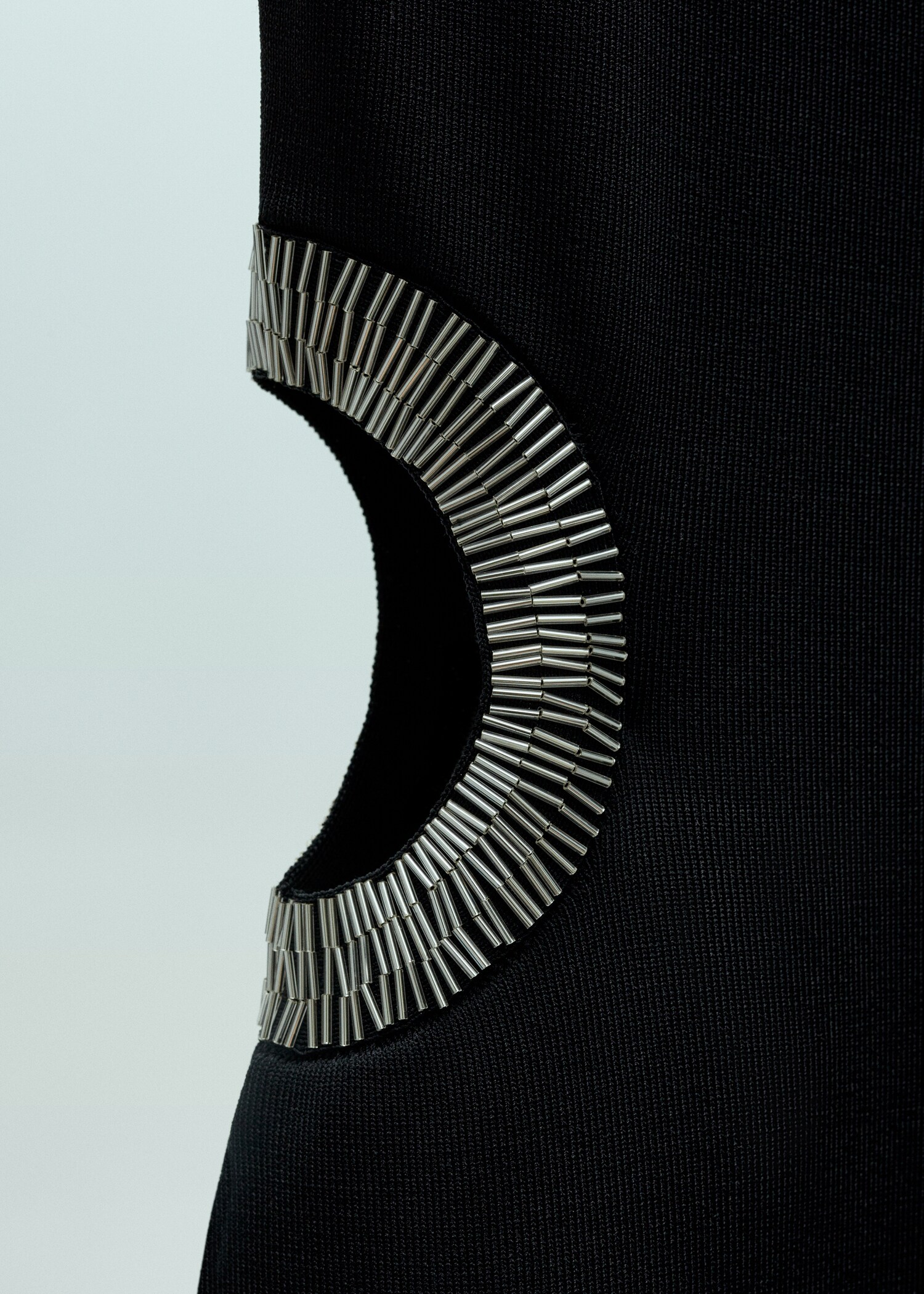 Robe asymétrique ouverture latérale - Détail de l'article 8