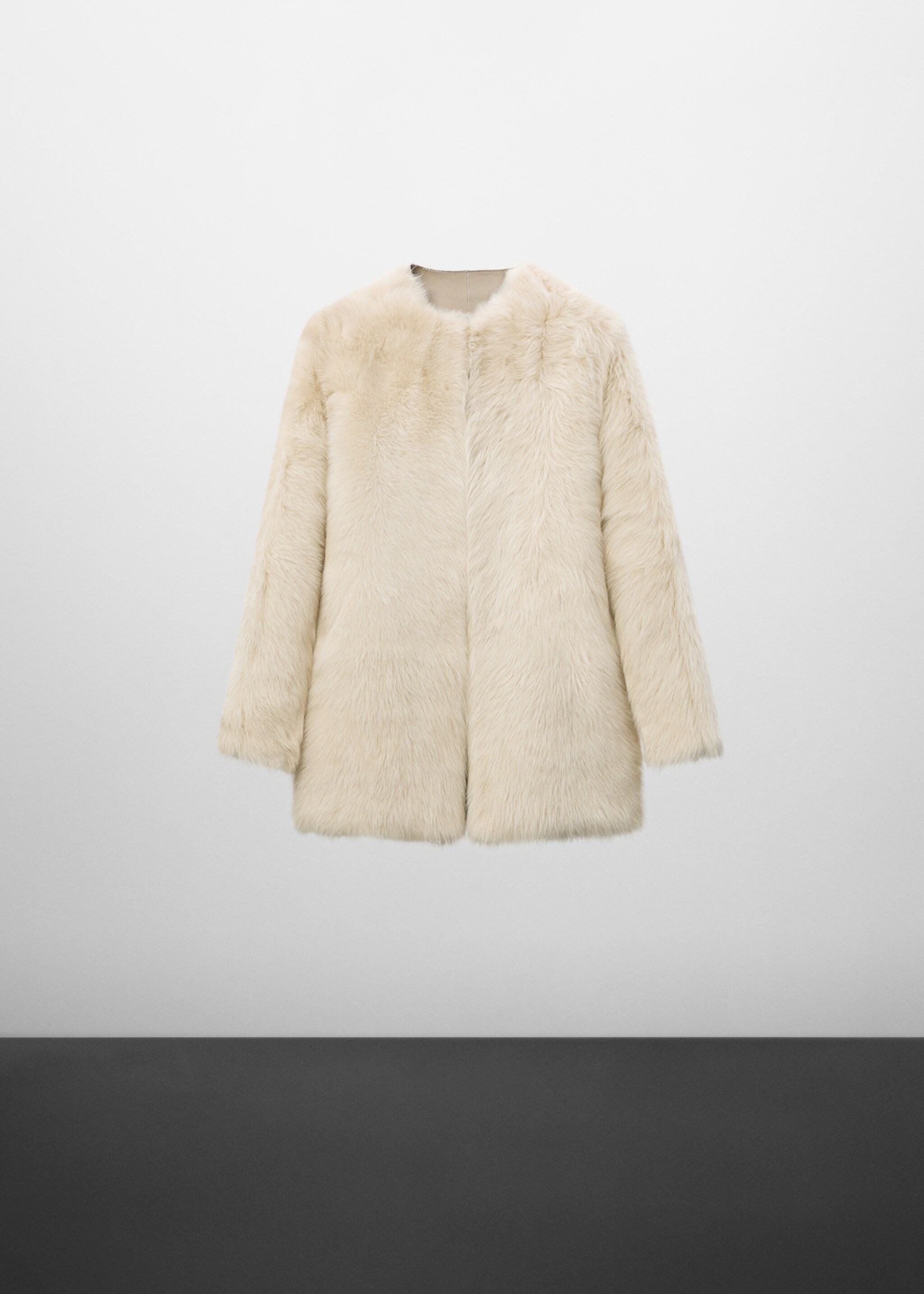 Leather coat  with fur-effect interior - Article without model