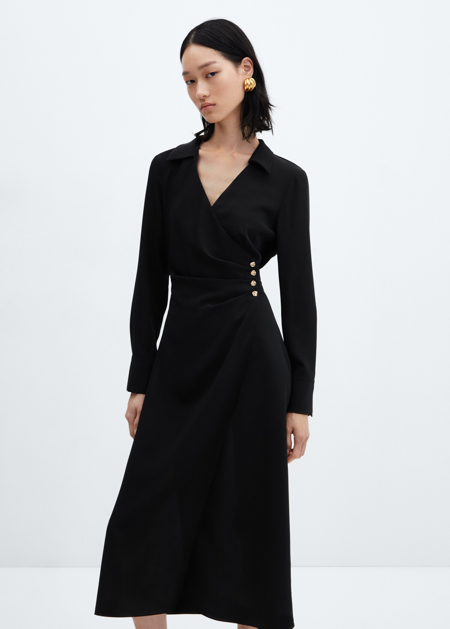 Robe cache-cœur boutons - Plan moyen