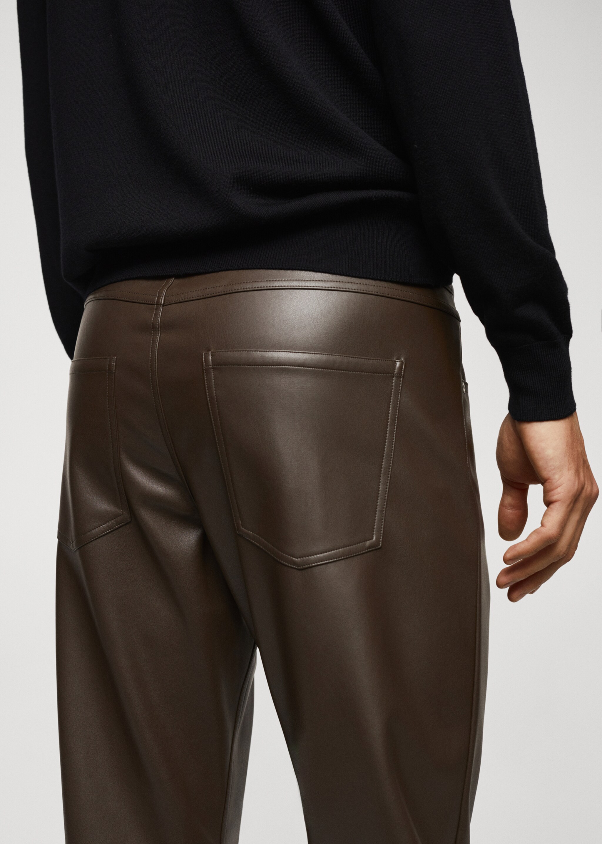Leather-effect slim-fit trousers - Details of the article 2