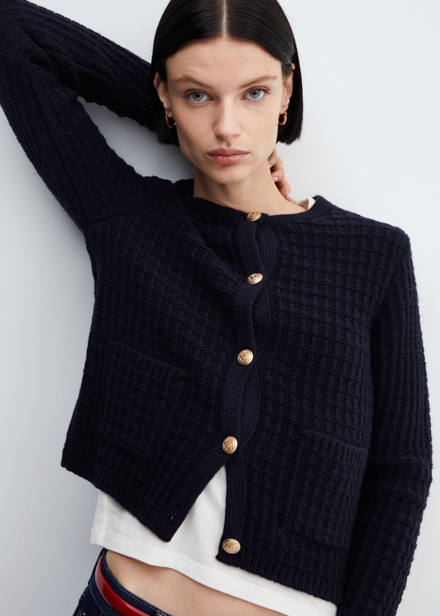 Strickjacke mit Knöpfen - Detail des Artikels 1