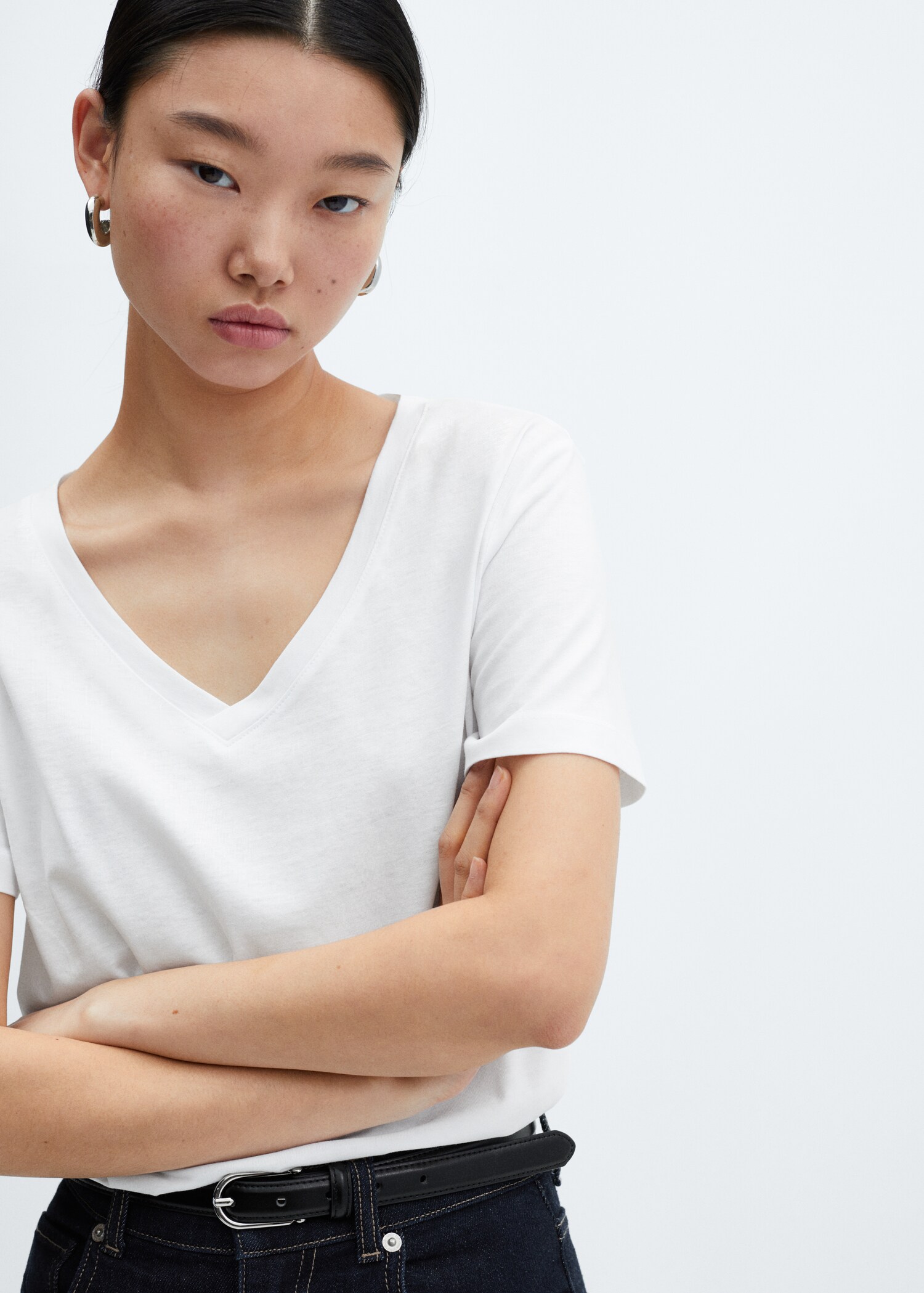 Camiseta algodón cuello pico - Detalle del artículo 1