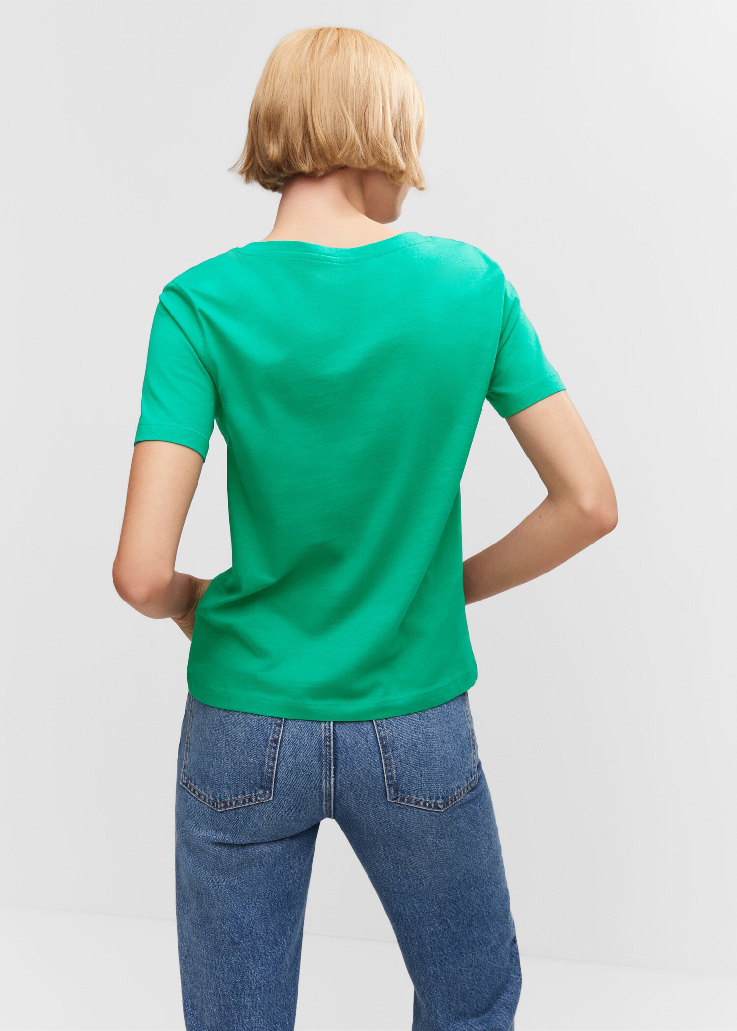 Camiseta algodón cuello pico - Reverso del artículo