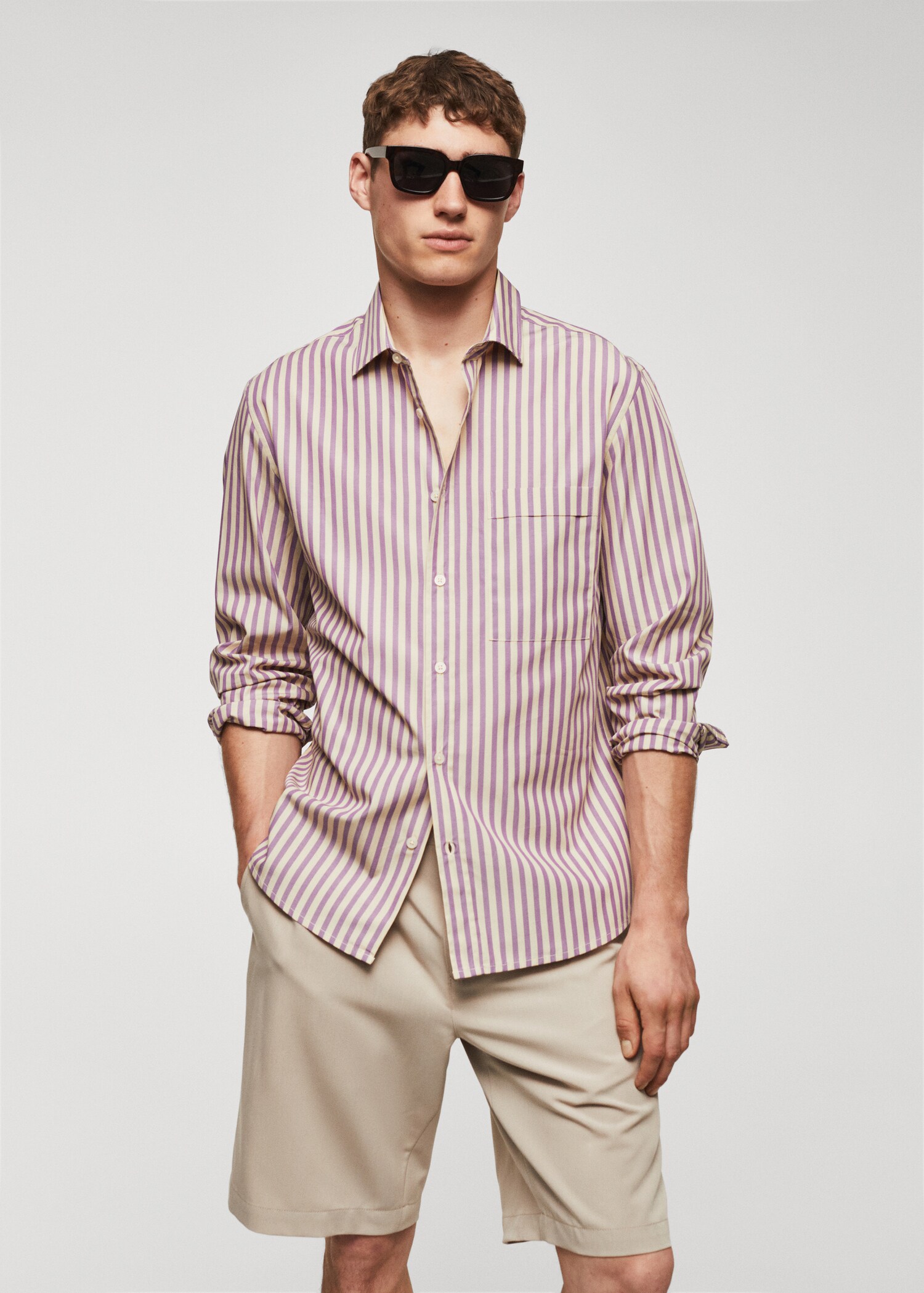 100% cotton Kodak striped shirt - Medium plane