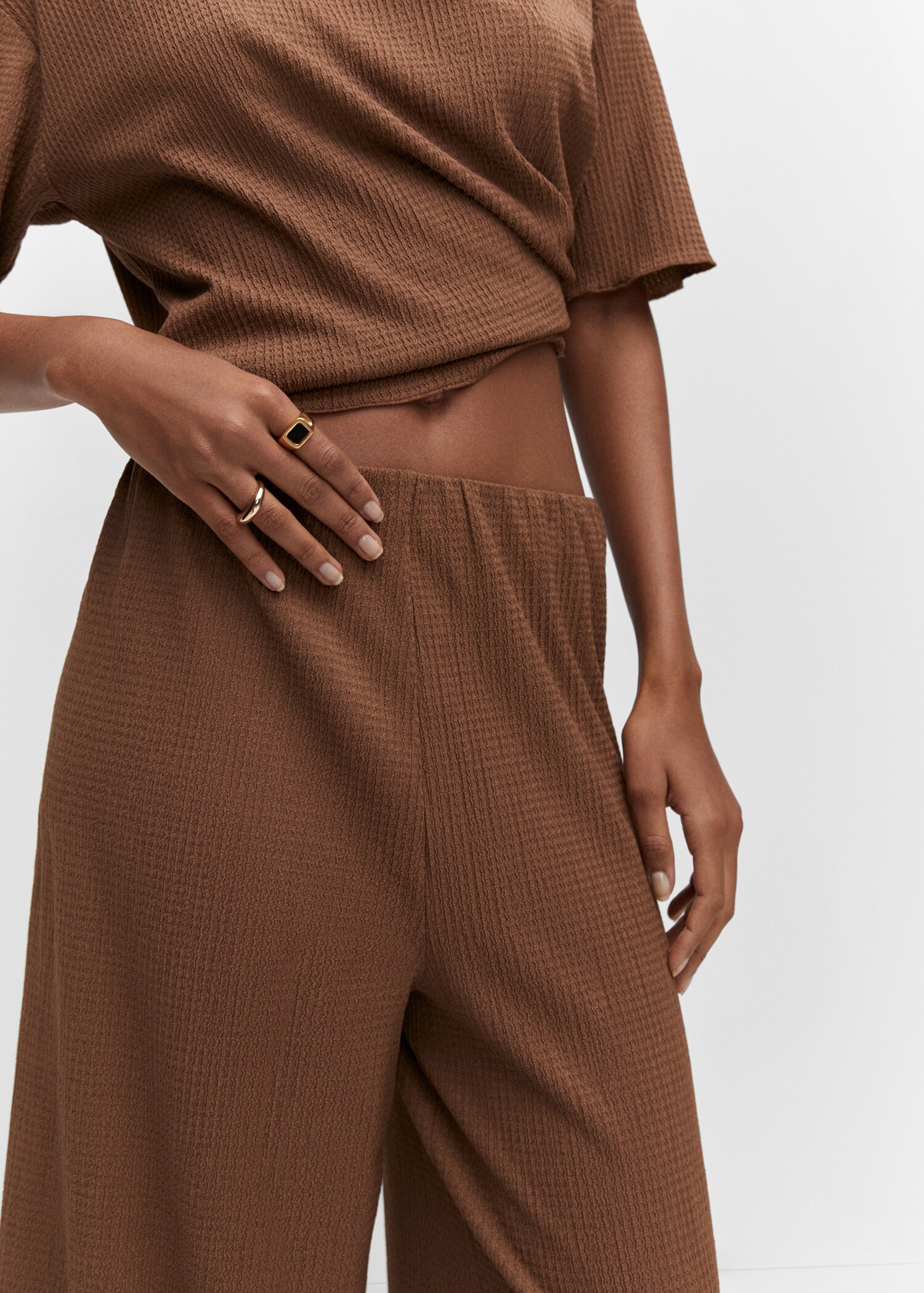 Textured culotte trousers - Details of the article 6