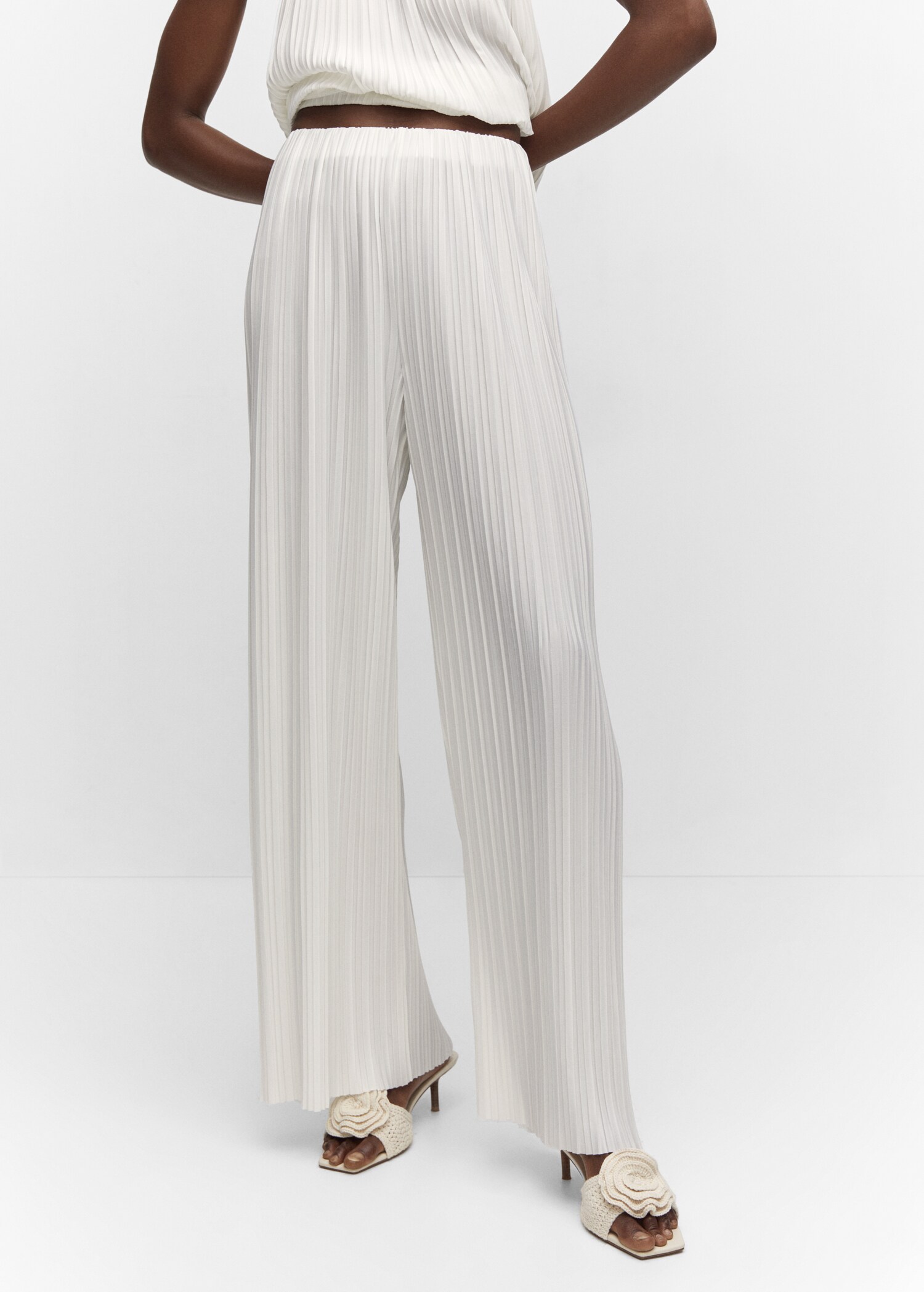 Pantalon wideleg plissé - Plan moyen