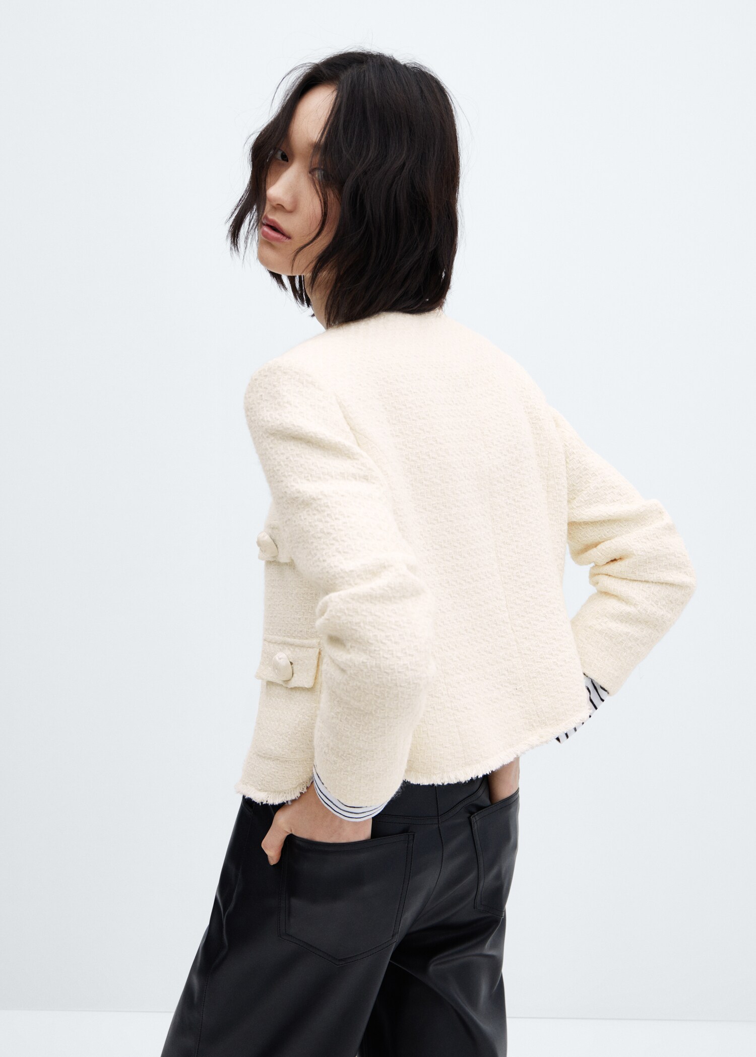 Tweed jacket with pockets - Reverse of the article