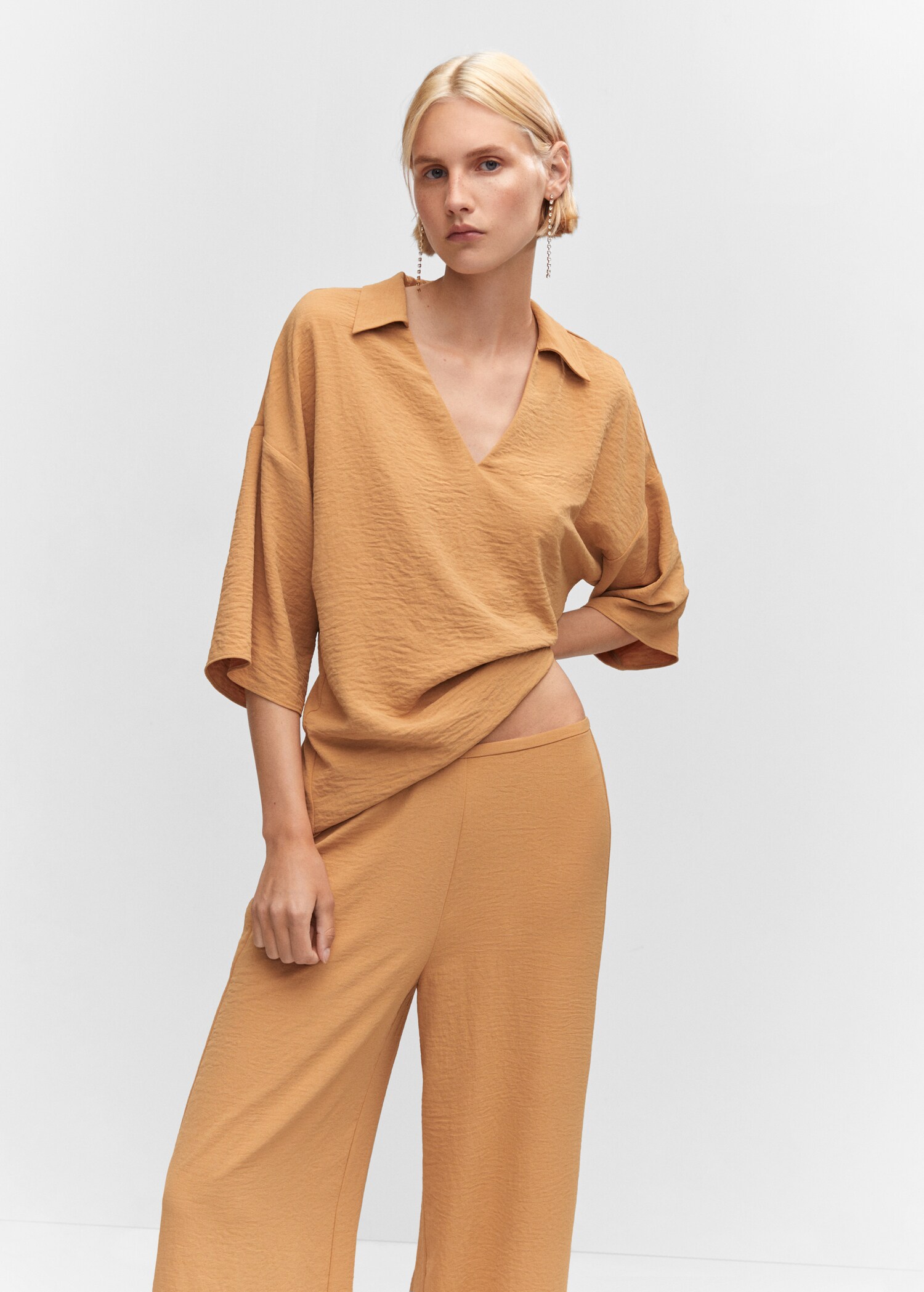 High-rise wideleg trousers - Details of the article 1
