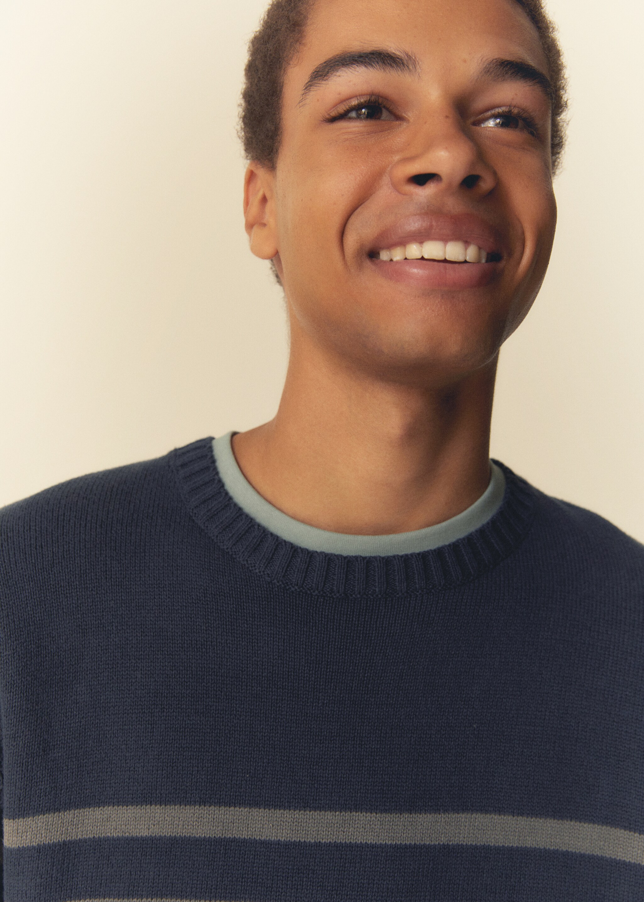 Knit striped sweater - Details of the article 5