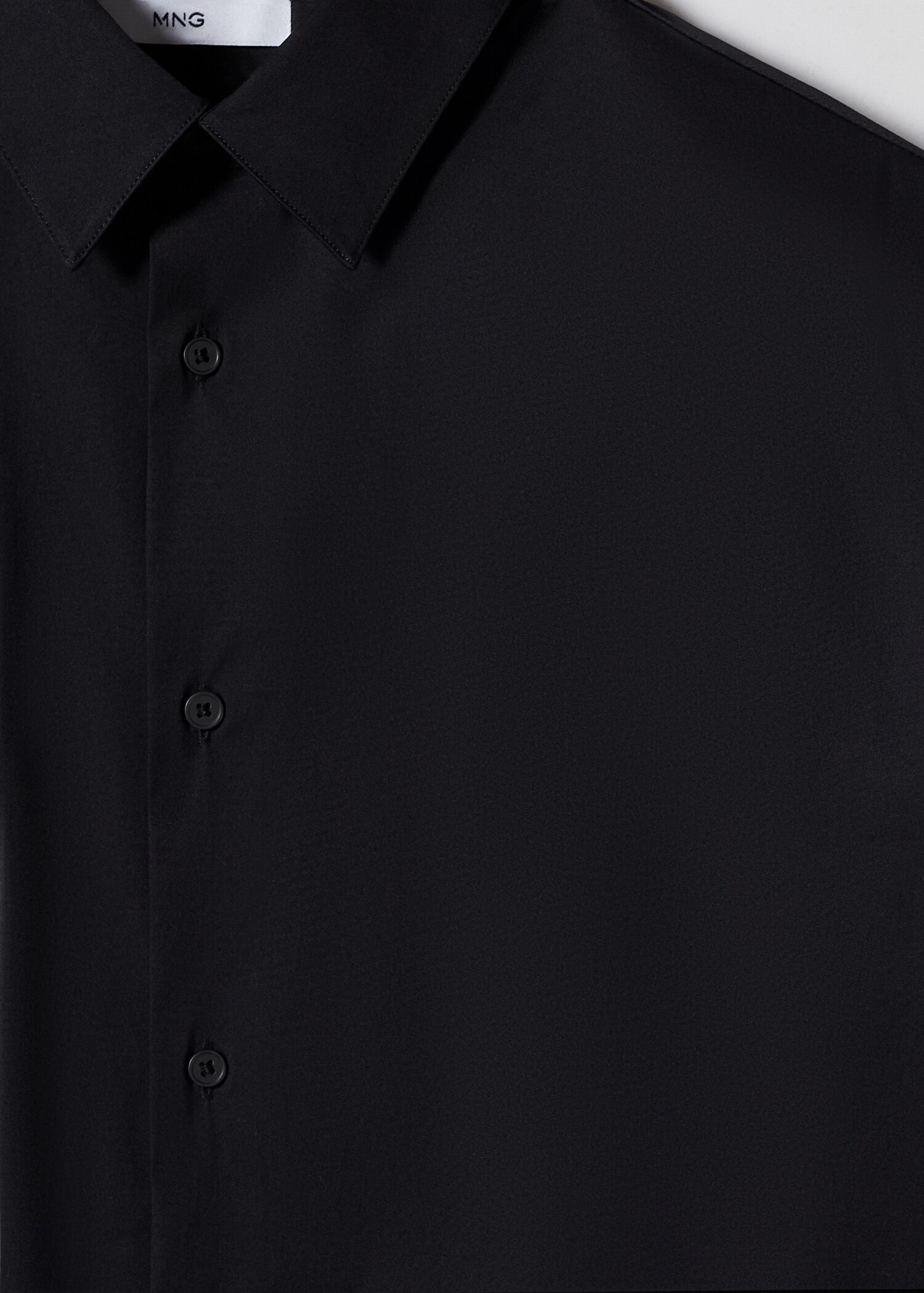 Pocketed cotton overshirt - Detailed view of the chest