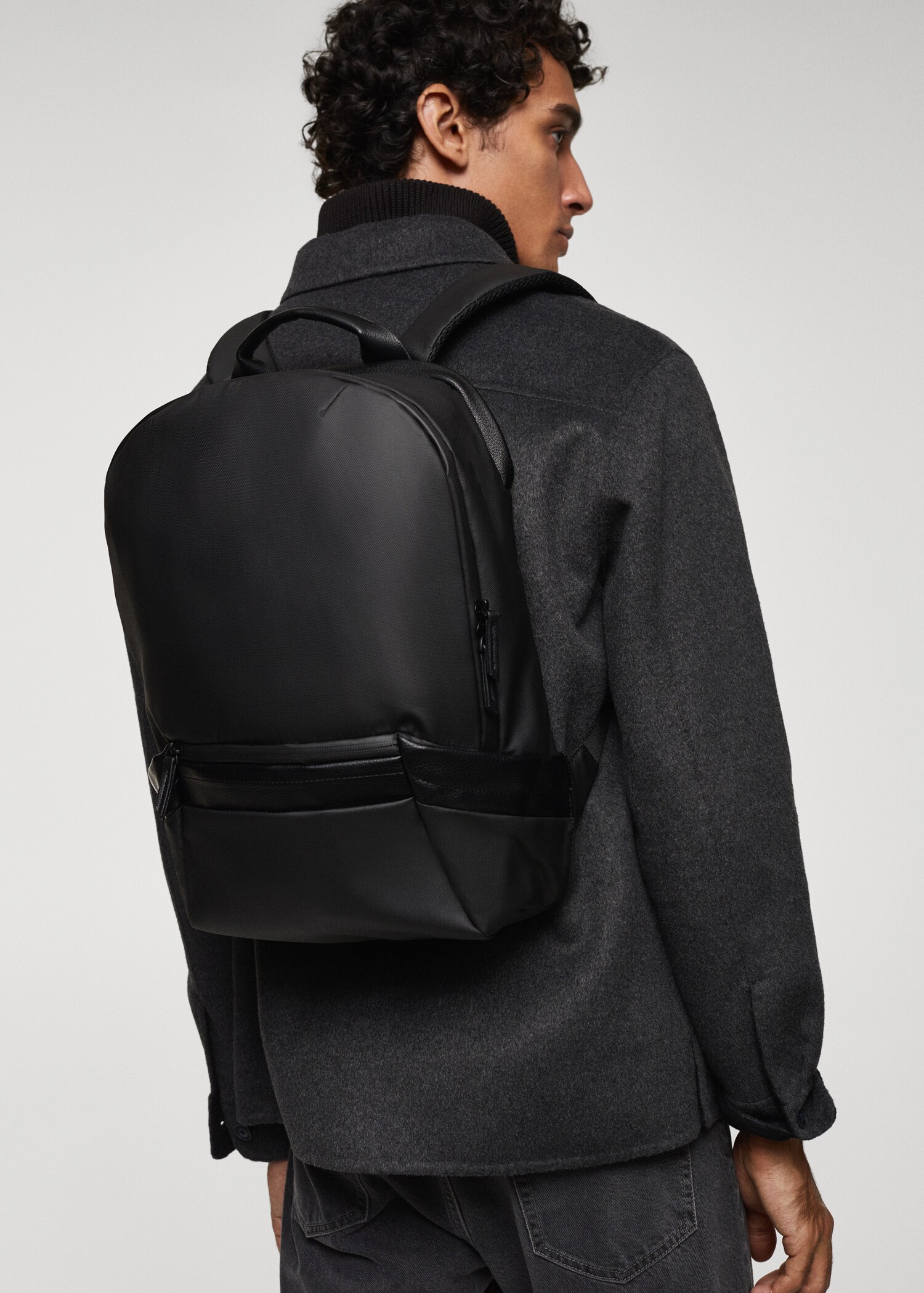 Backpack with leather-effect details - Details of the article 9