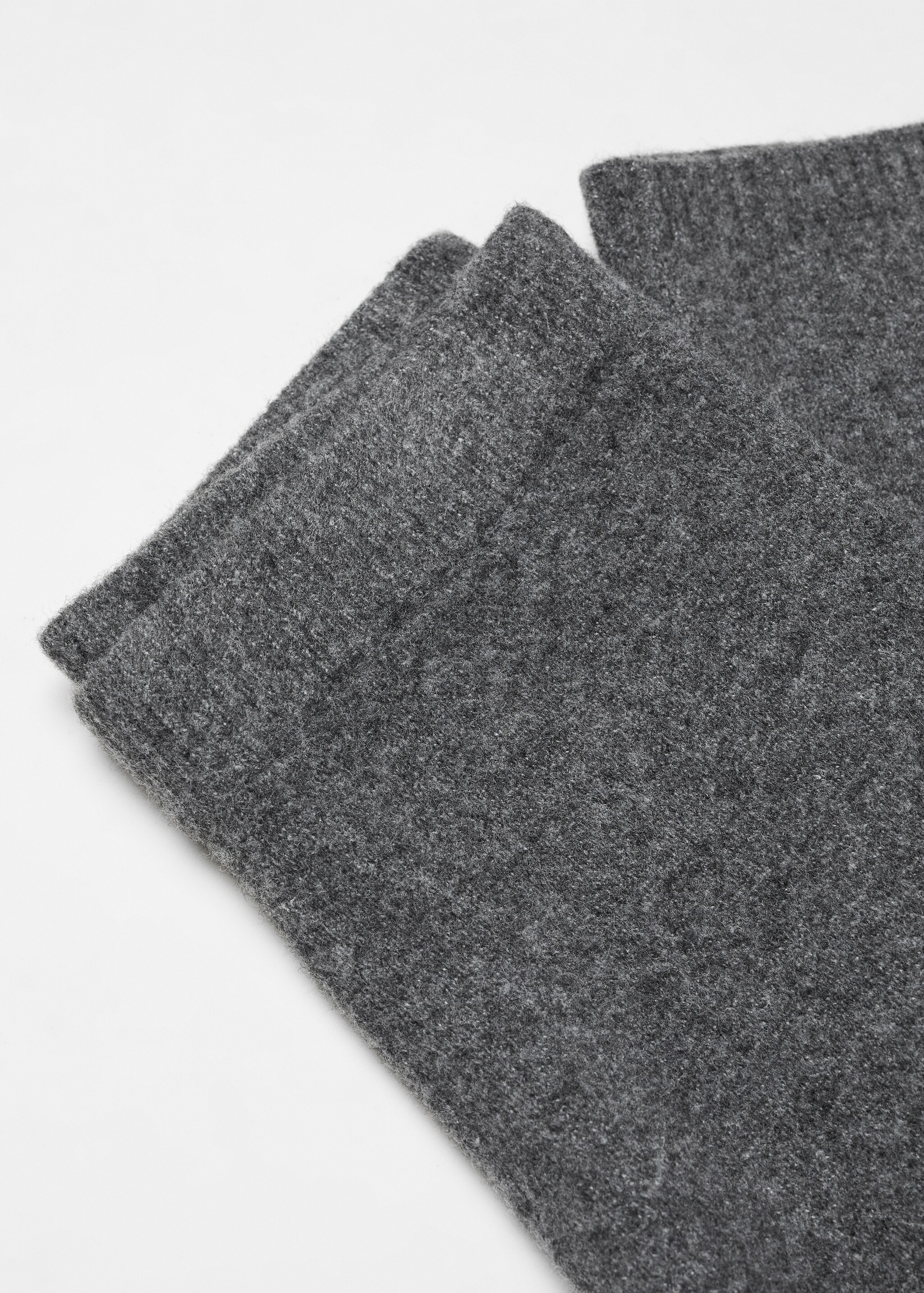 Cotton-linen knitted trousers  - Details of the article 8
