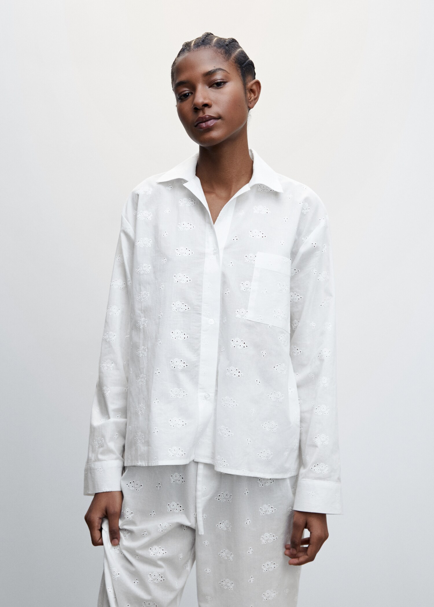 Pyjamajasje met opengewerkte details - Middenvlak