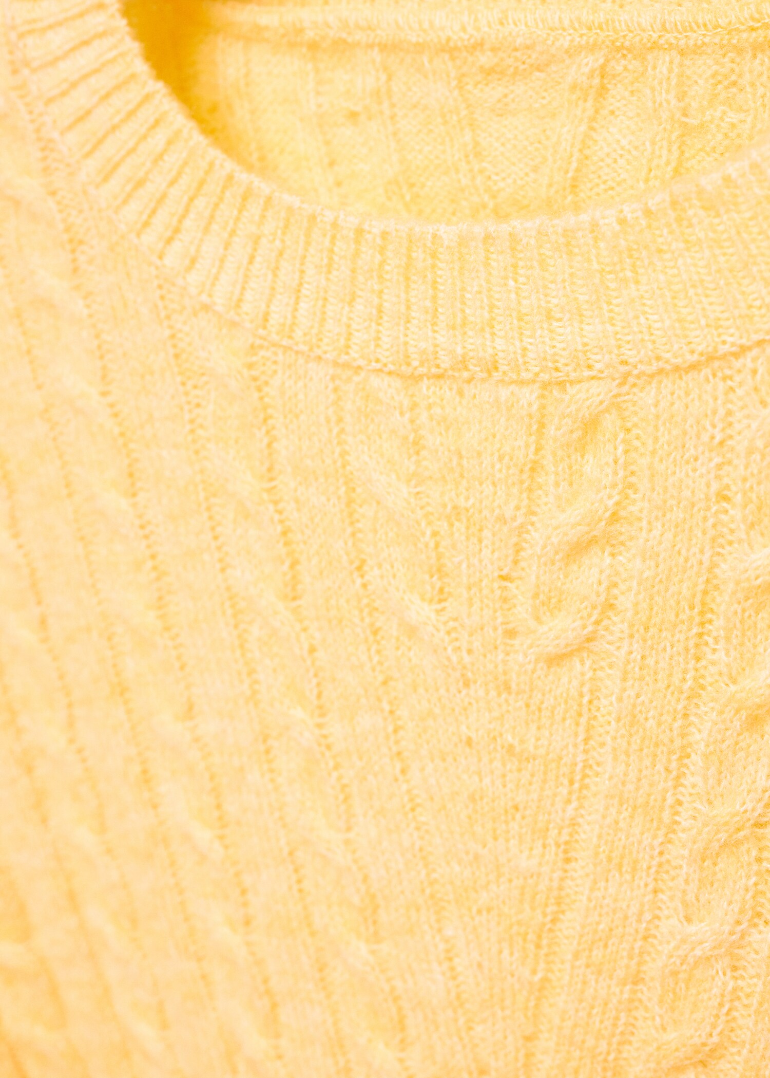 Pullover mit Zopfmuster - Detail des Artikels 8
