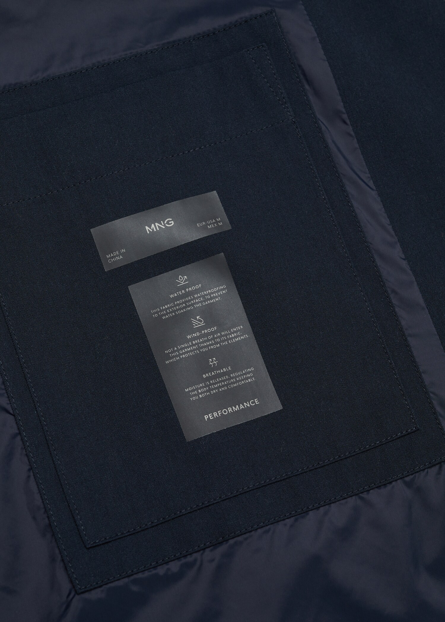 Water-repellent hooded parka - Details of the article 8