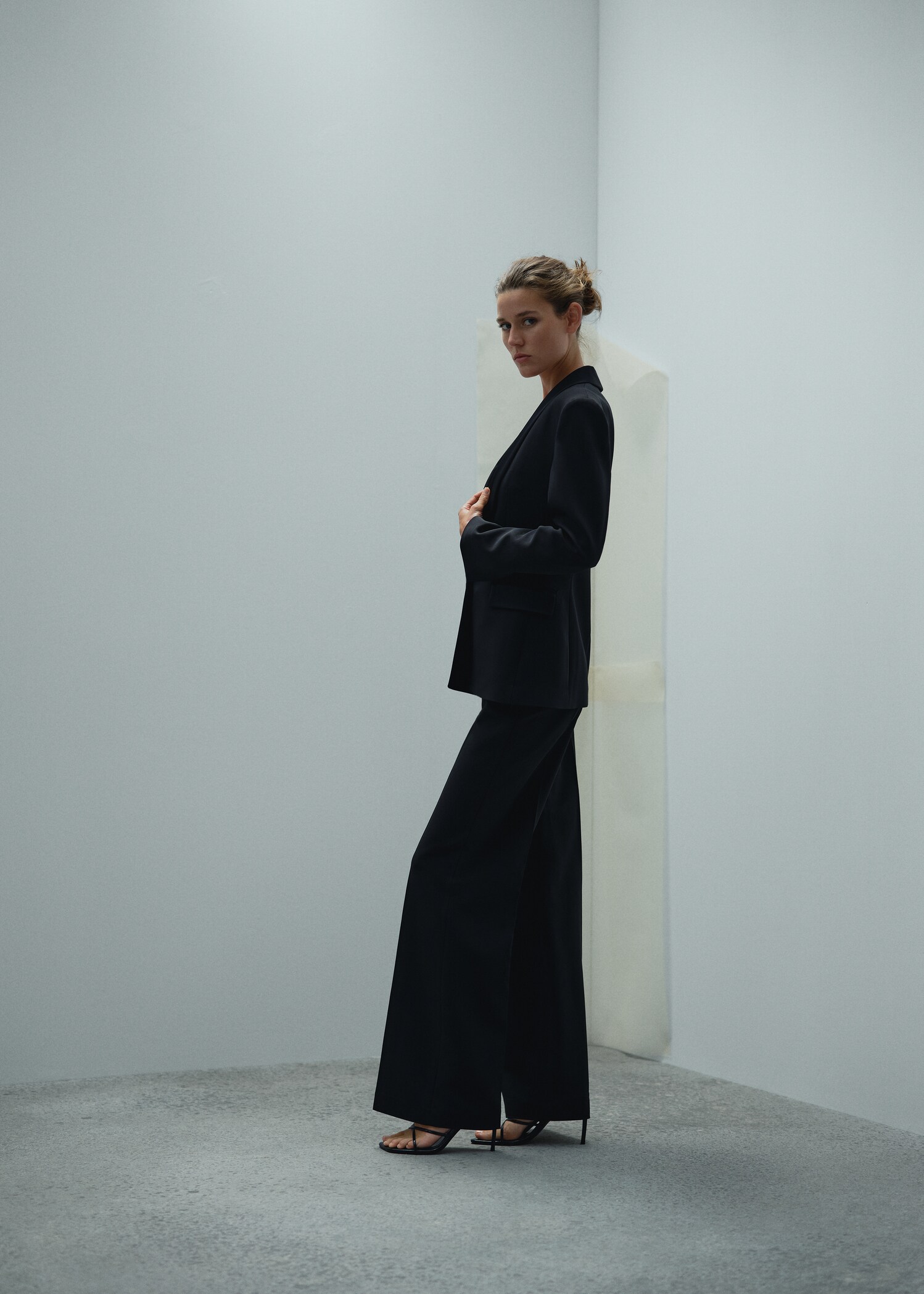 Palazzo suit pants with satin details - Details of the article 2