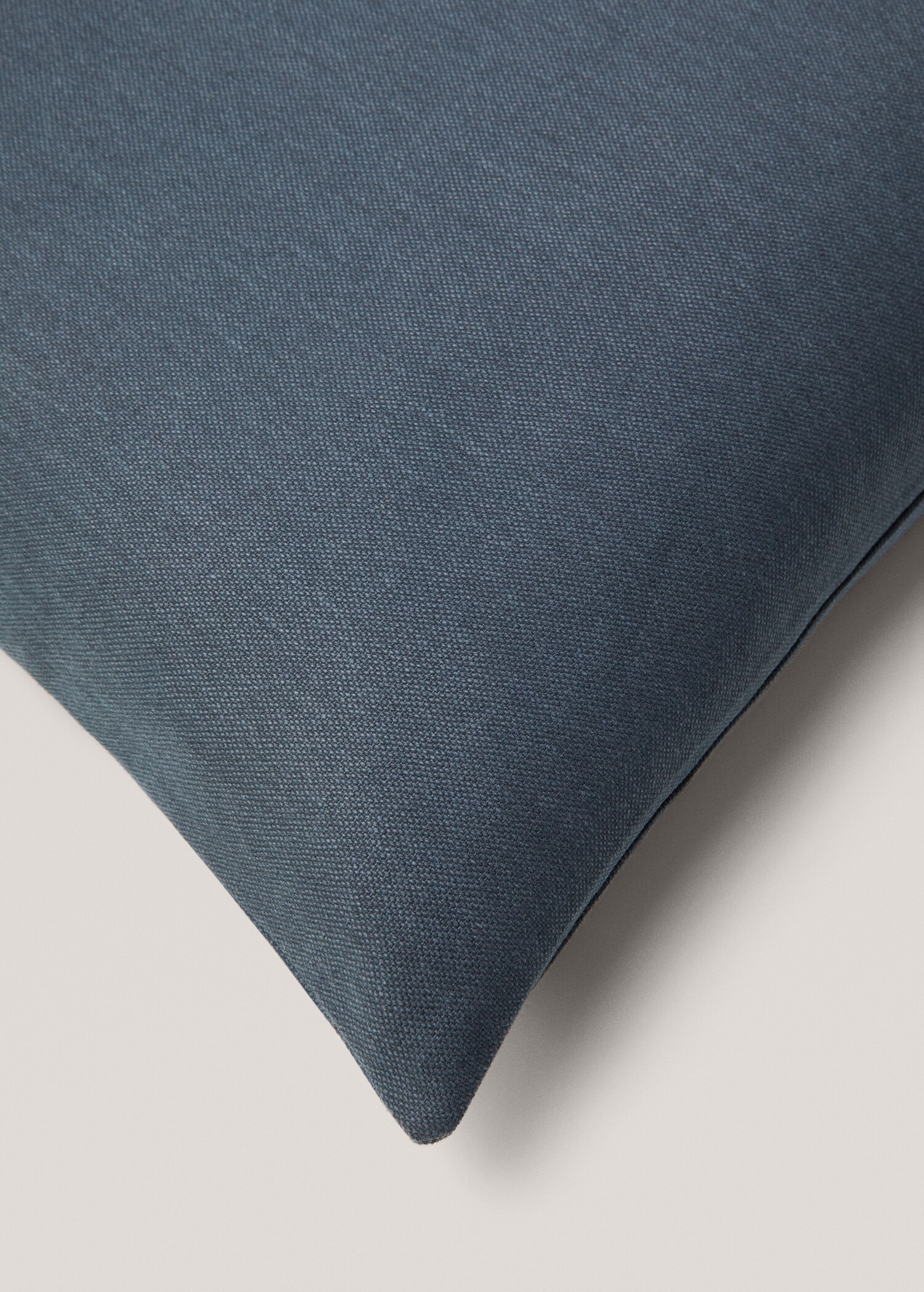 100% cotton cushion case 70x90cm - Details of the article 2