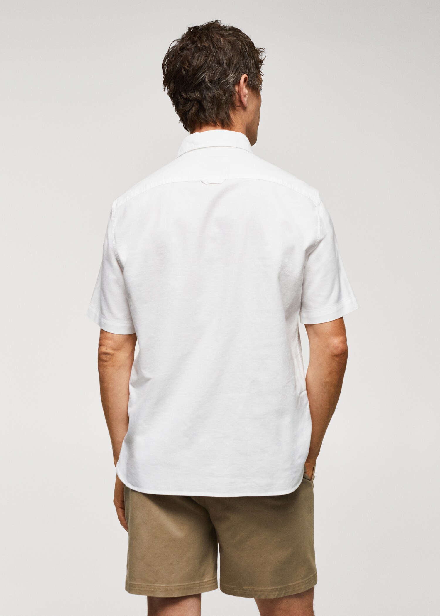 Regular-fit 100% cotton shirt - Reverse of the article