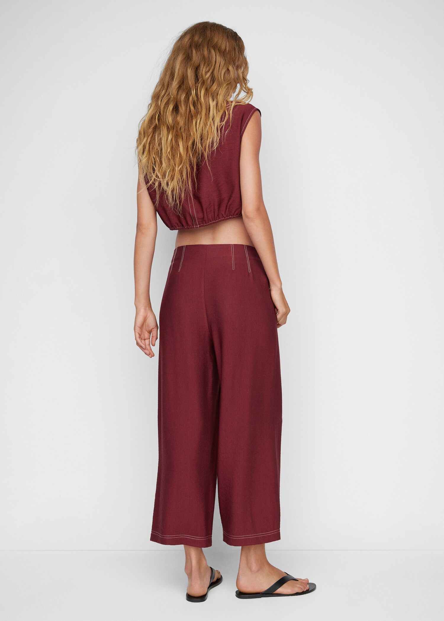 Seam-detail culotte trousers - Reverse of the article