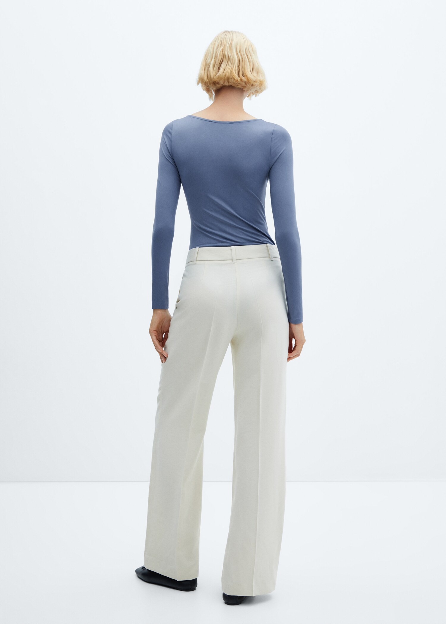 Low-neck bodysuit - Reverse of the article
