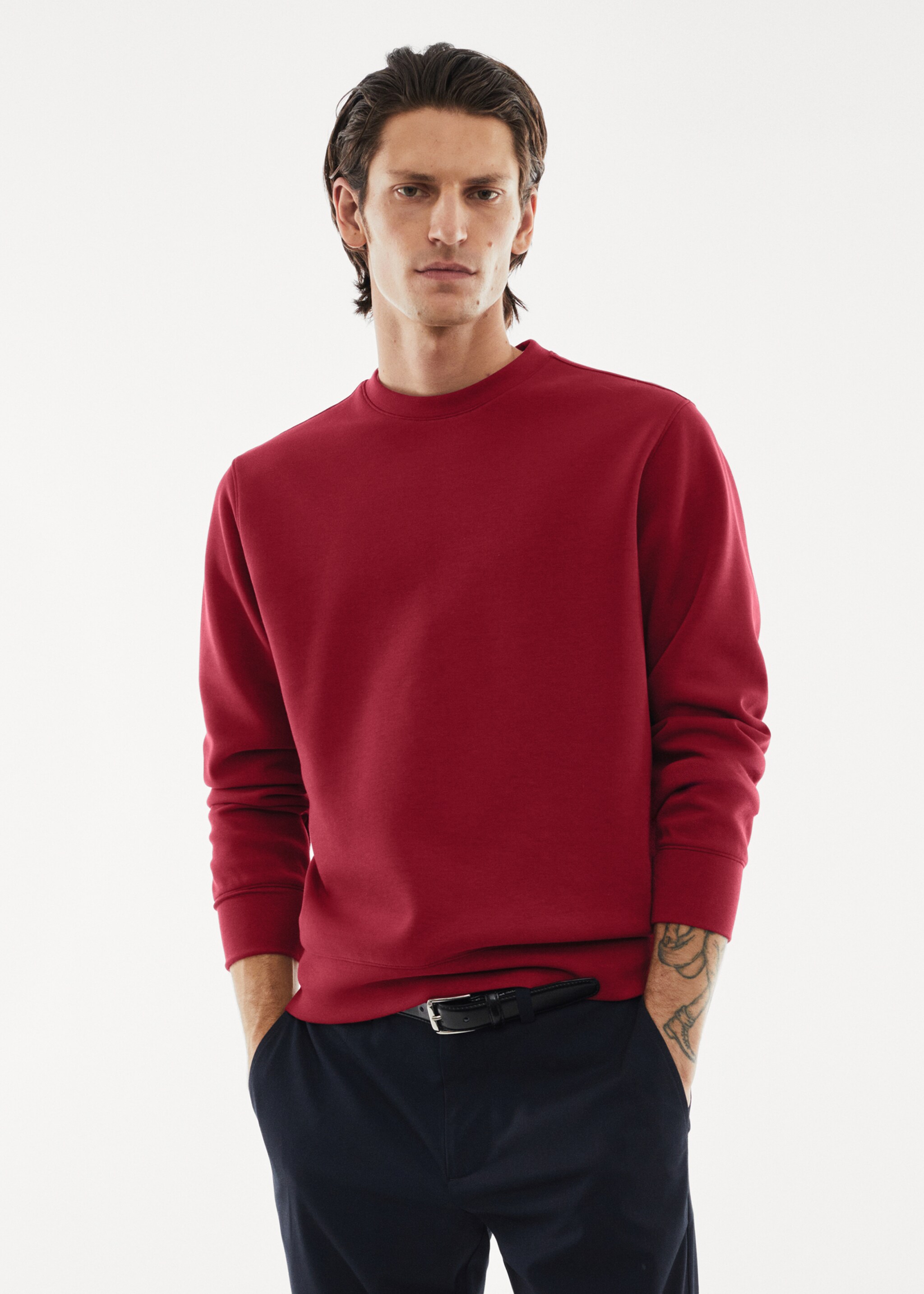 Atmungsaktives Sweatshirt aus recyceltem Stoff - Mittlere Ansicht