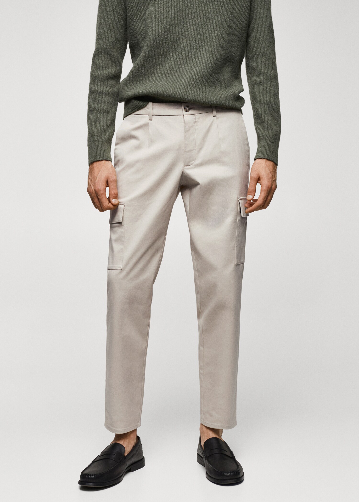Slim-fit cotton cargo trousers - Medium plane