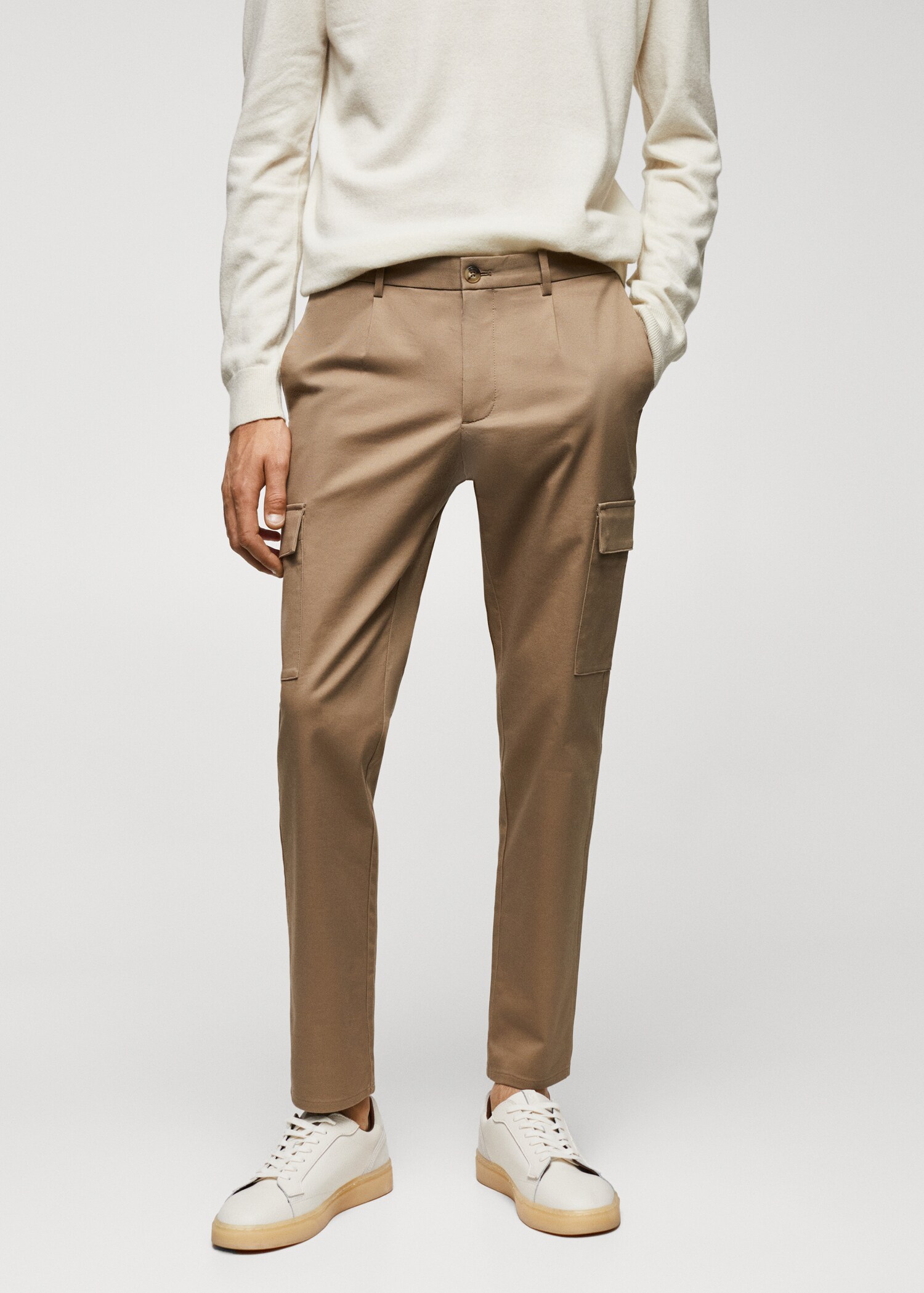 Slim-fit cotton cargo trousers - Medium plane