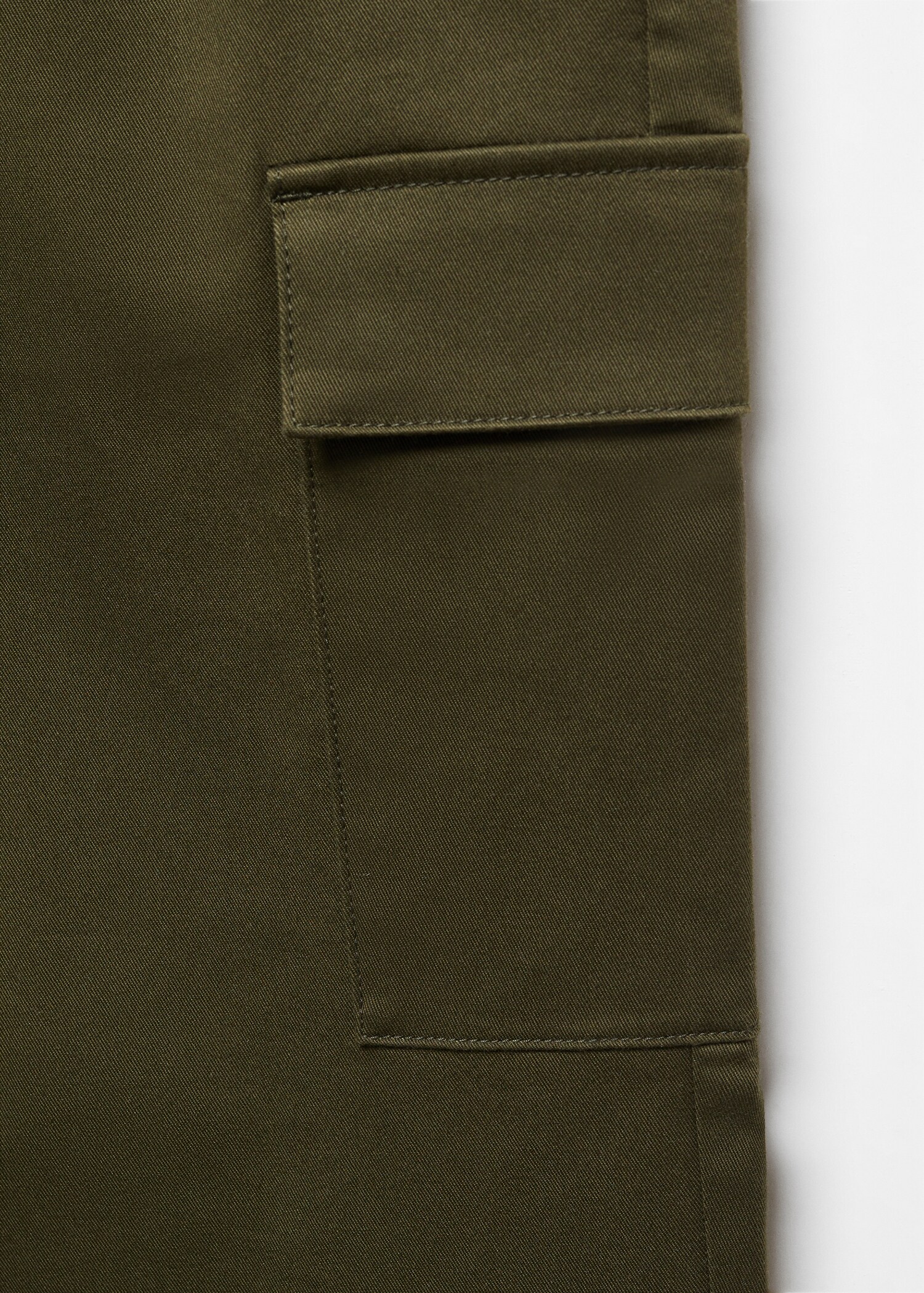 Slim-fit cotton cargo trousers - Details of the article 8