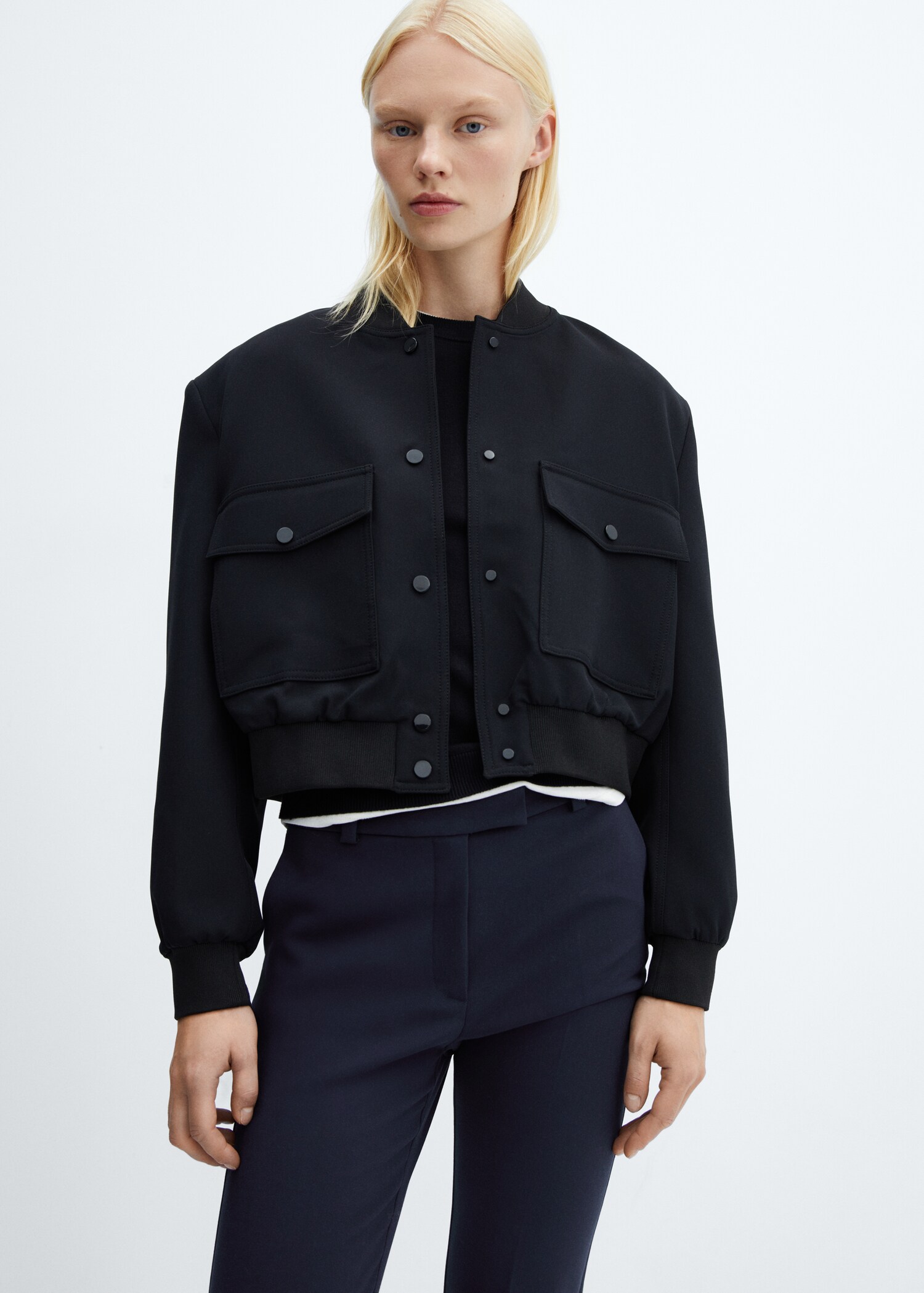 Cropped flared trousers - Details of the article 1