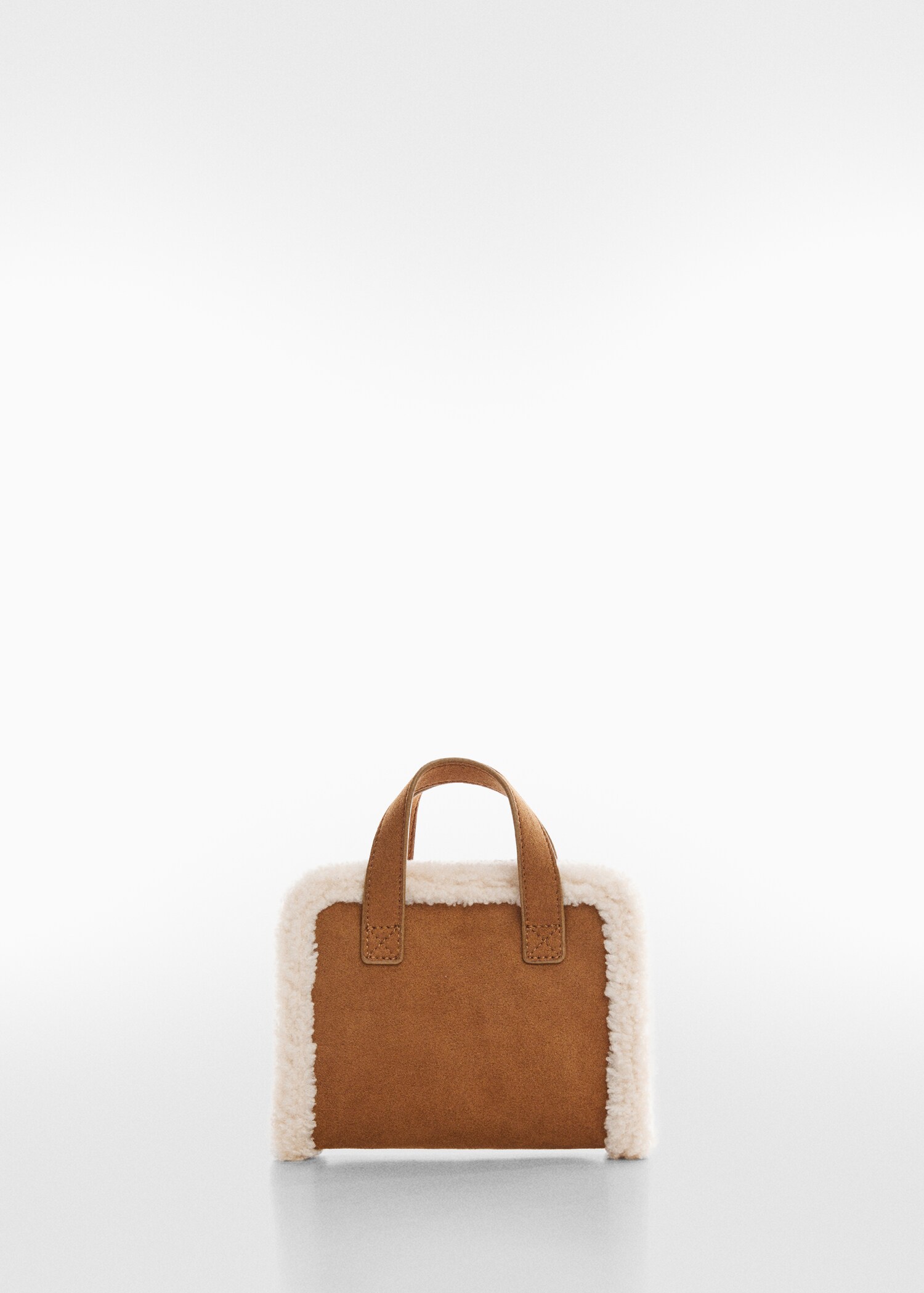 Tasche aus Kunstshearling - Artikel ohne Model