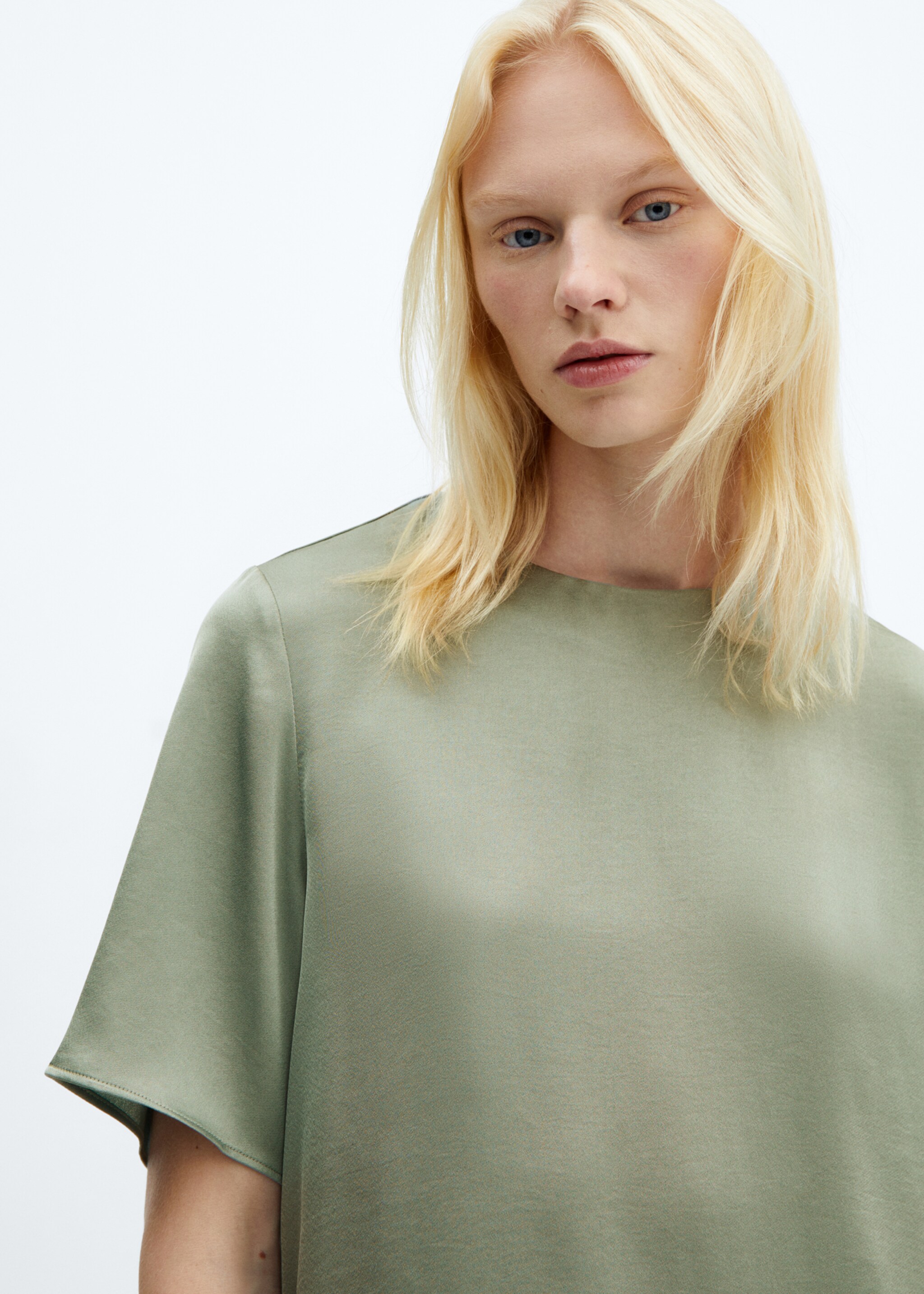 Satin blouse - Details of the article 1, Pastel Green. Ref: 57085976-00.