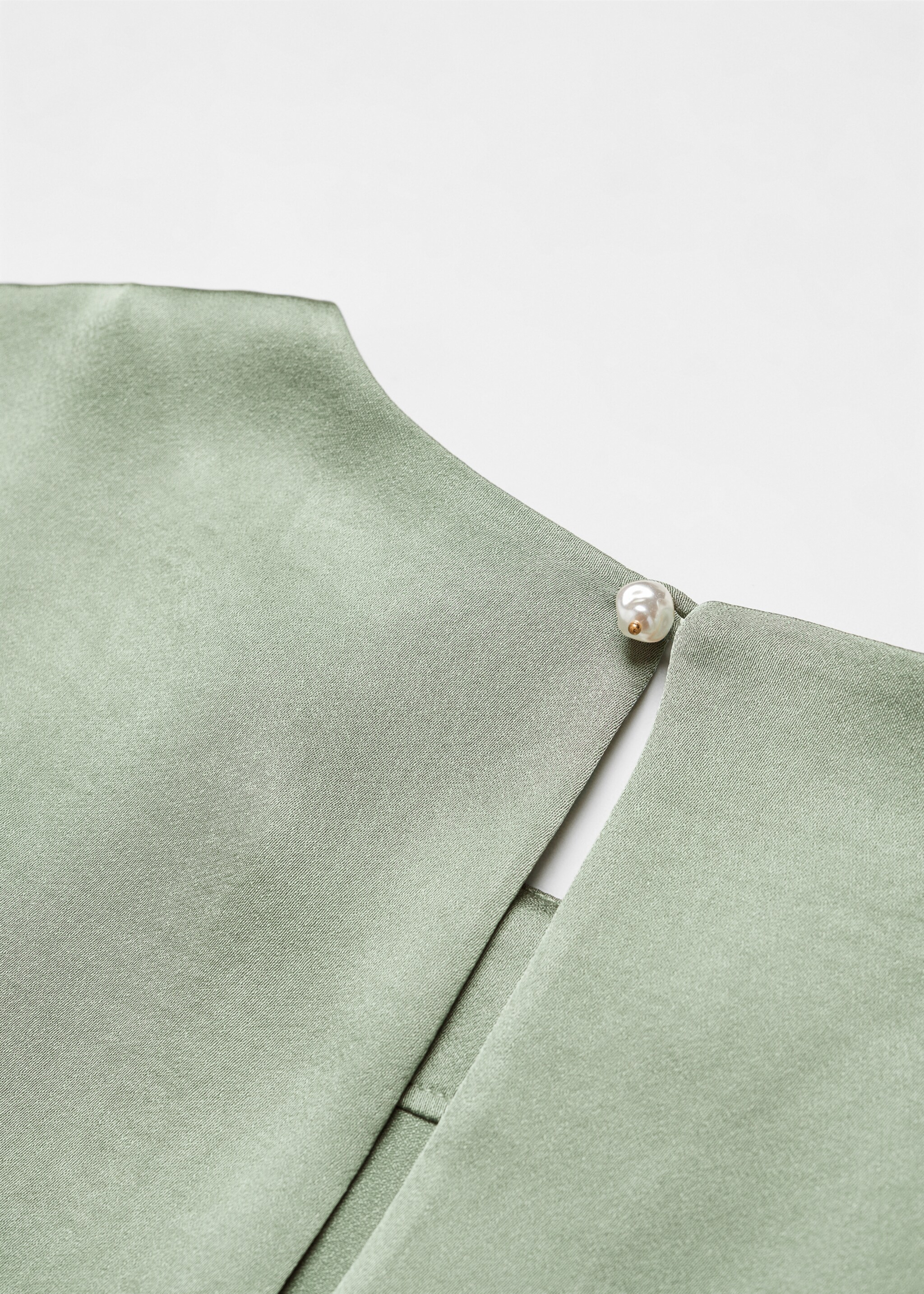 Satin blouse - Details of the article 8, Pastel Green. Ref: 57085976-00.