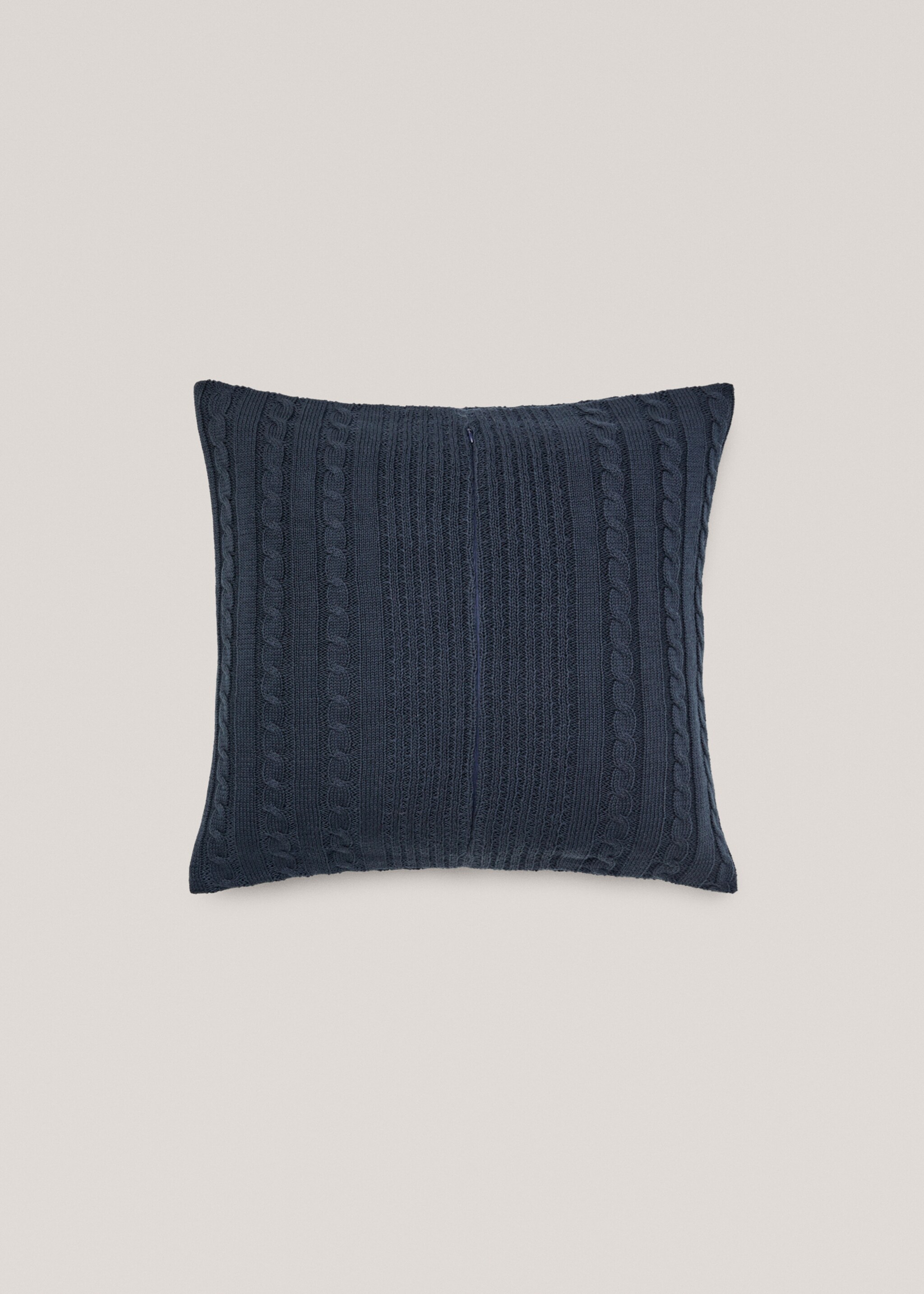 Pynteputetrekk i flettet design - Artikkeldetalj 1