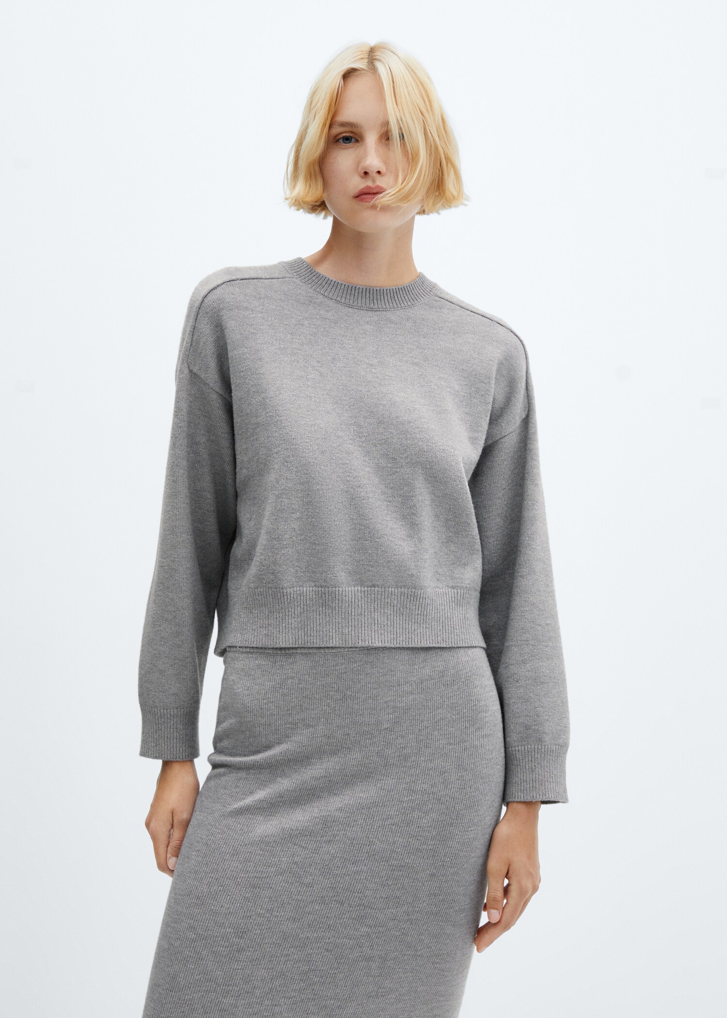 Pullover mit Ziernähten - Mittlere Ansicht