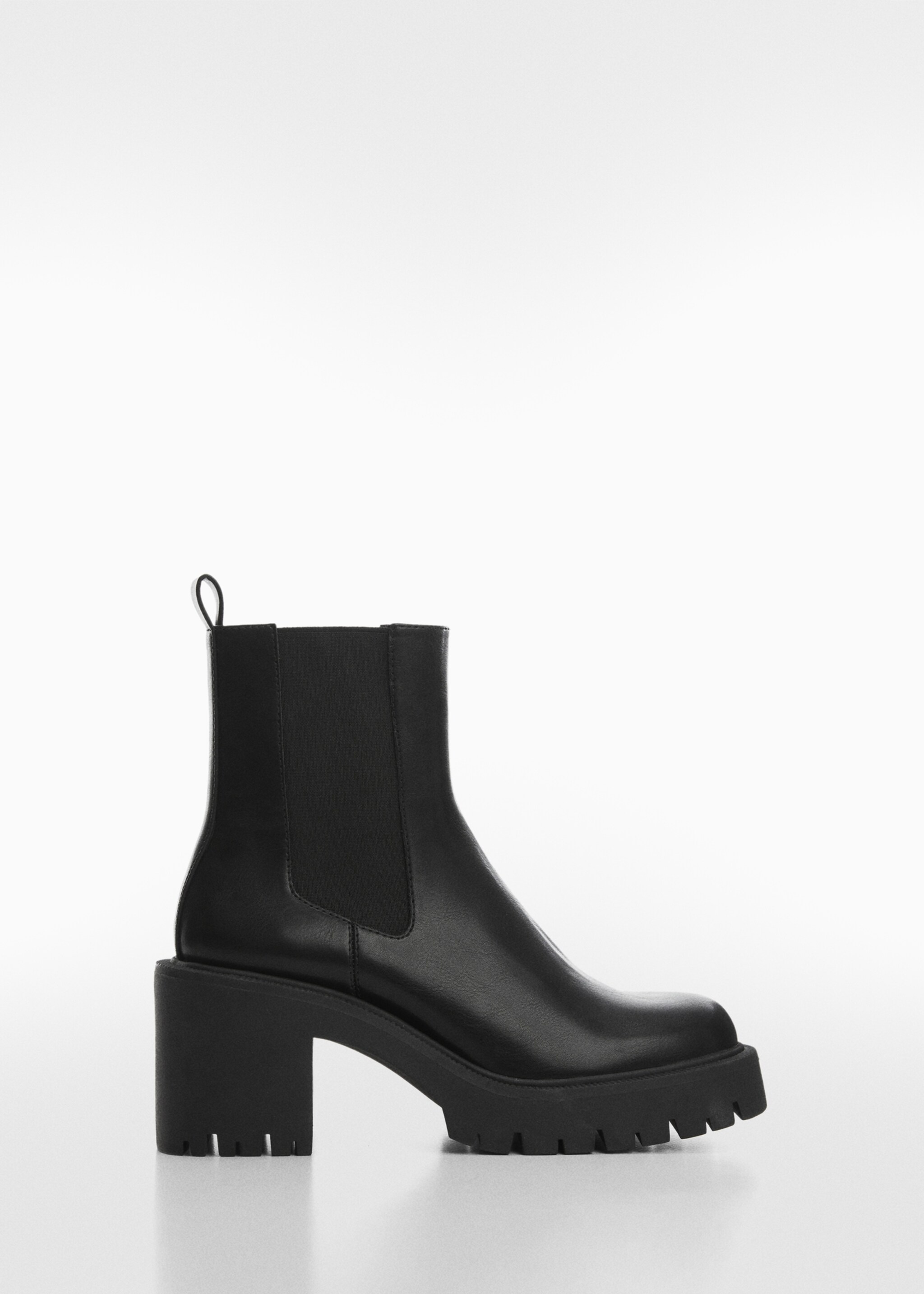 Track sole Chelsea boots - Article without model, Black. Ref: 57087723-00.