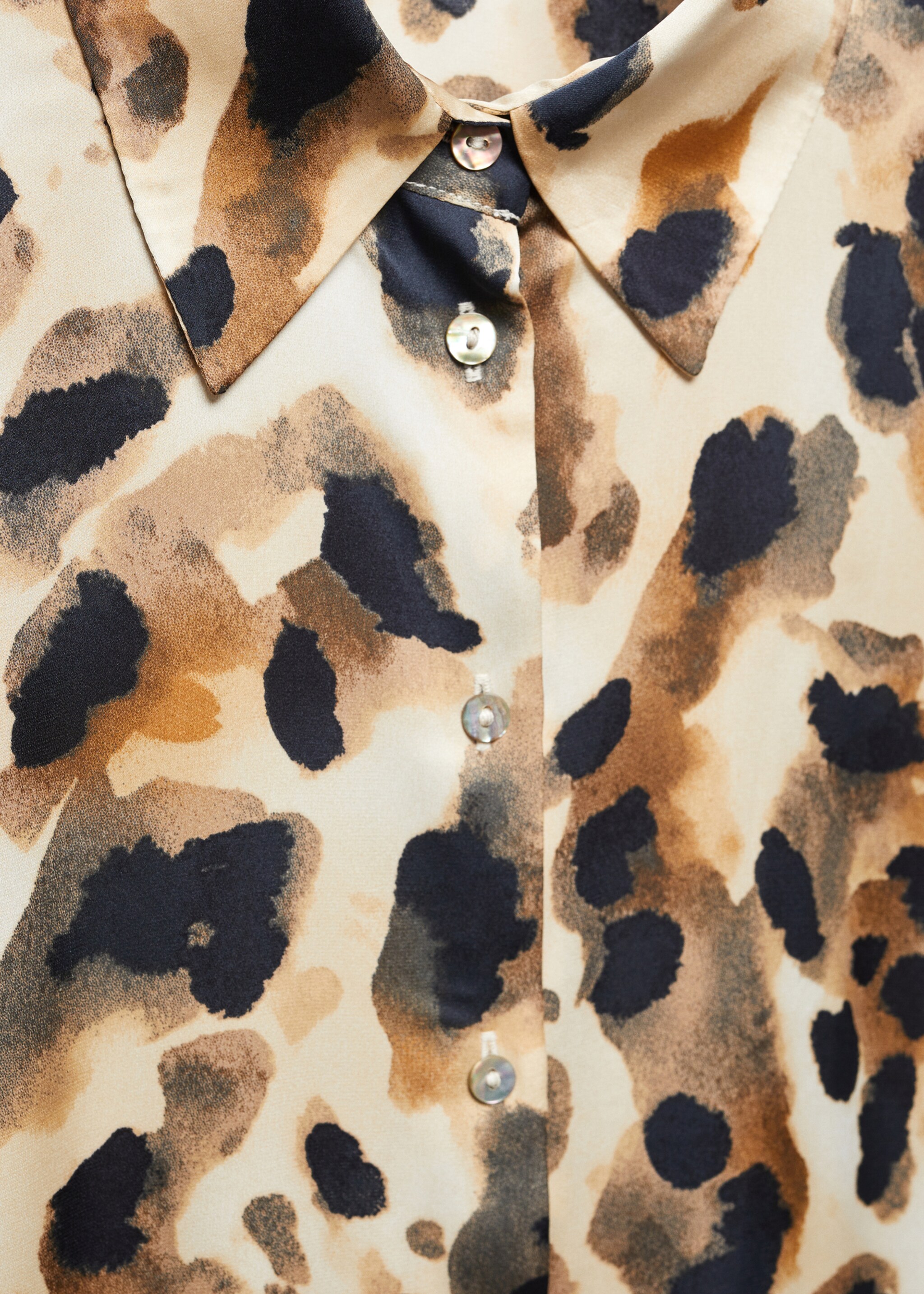Leopard-print satin shirt - Details of the article 8