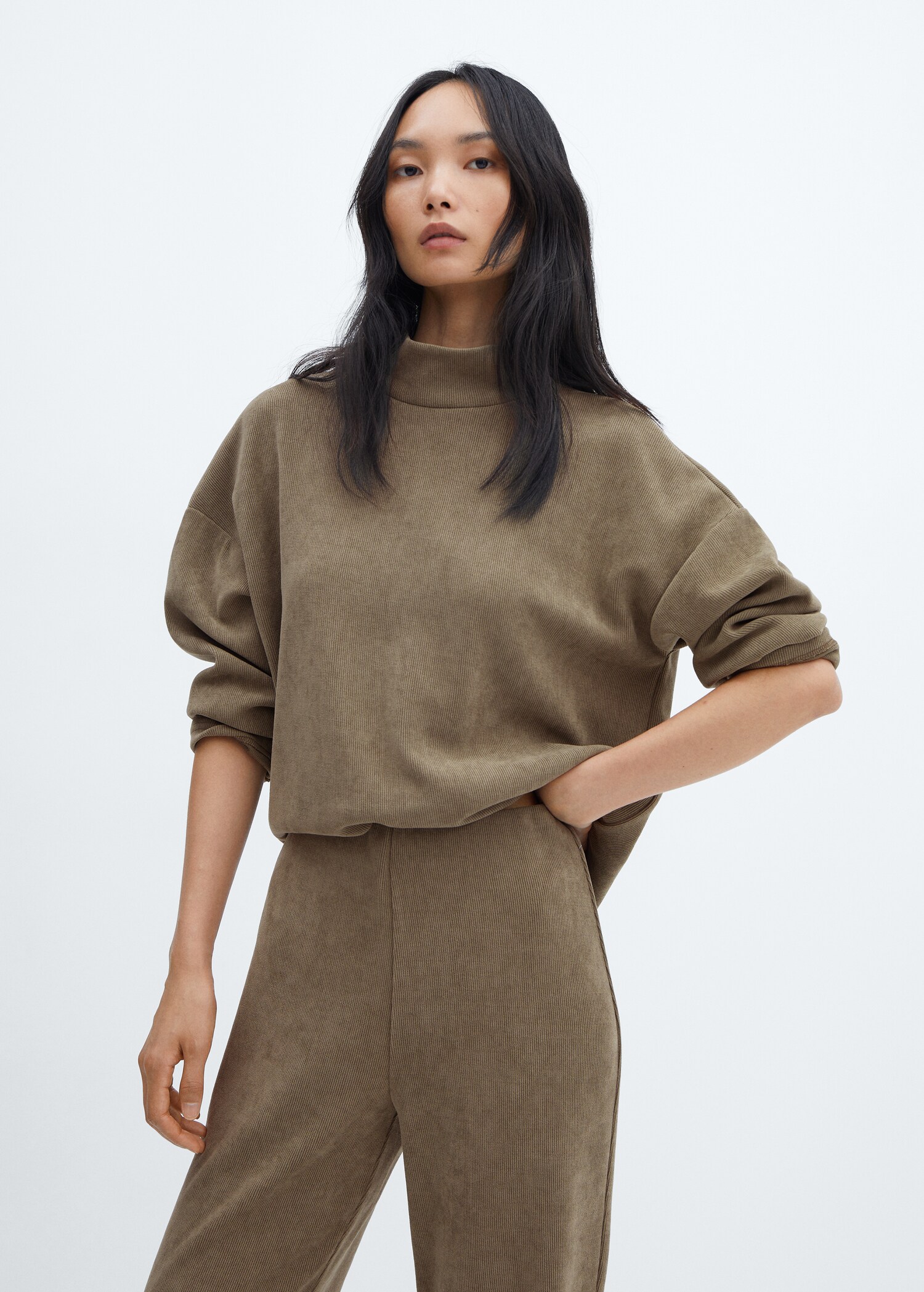 Corduroy trousers with elastic waist - Details of the article 1