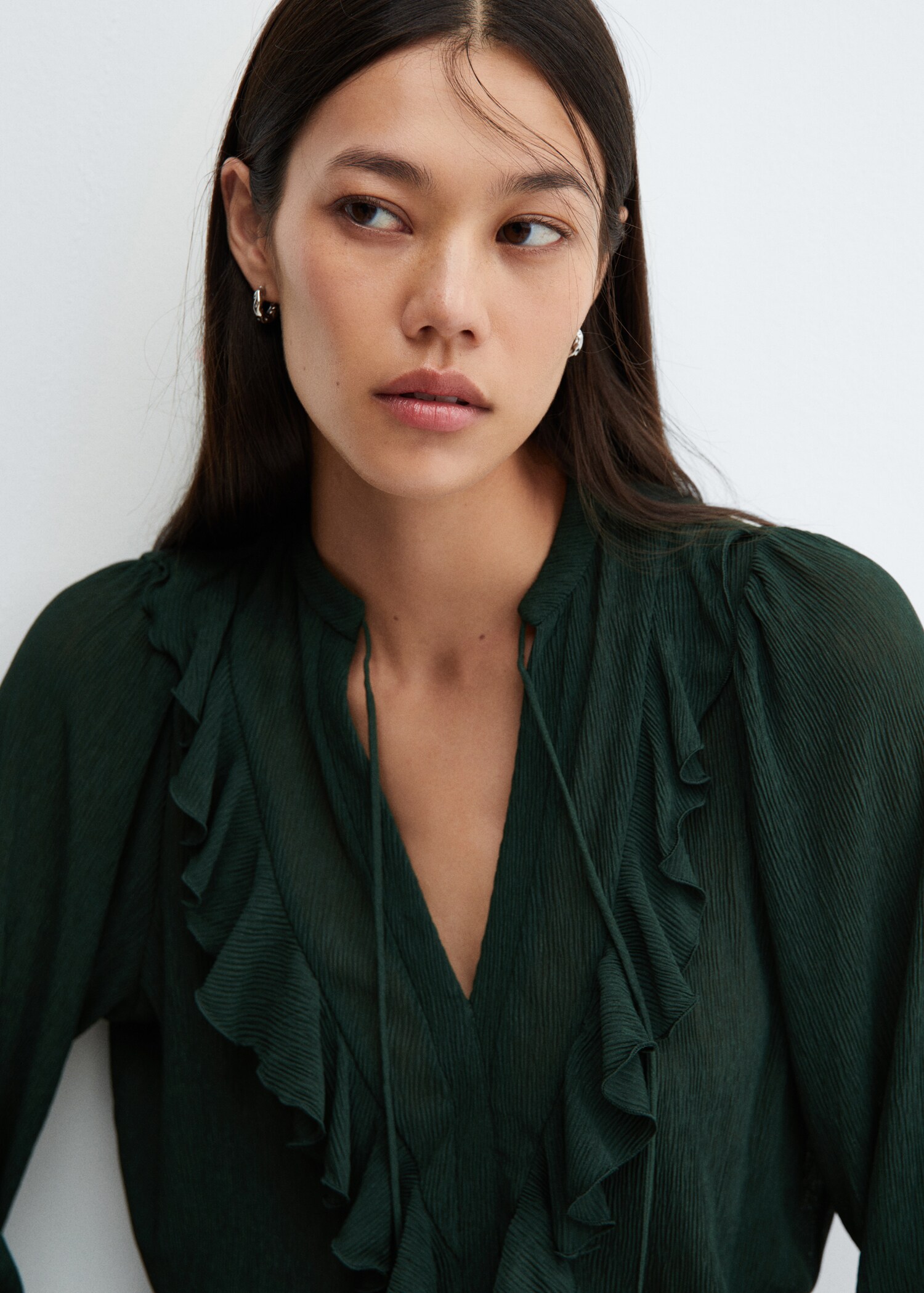Flowy ruffle blouse - Details of the article 1