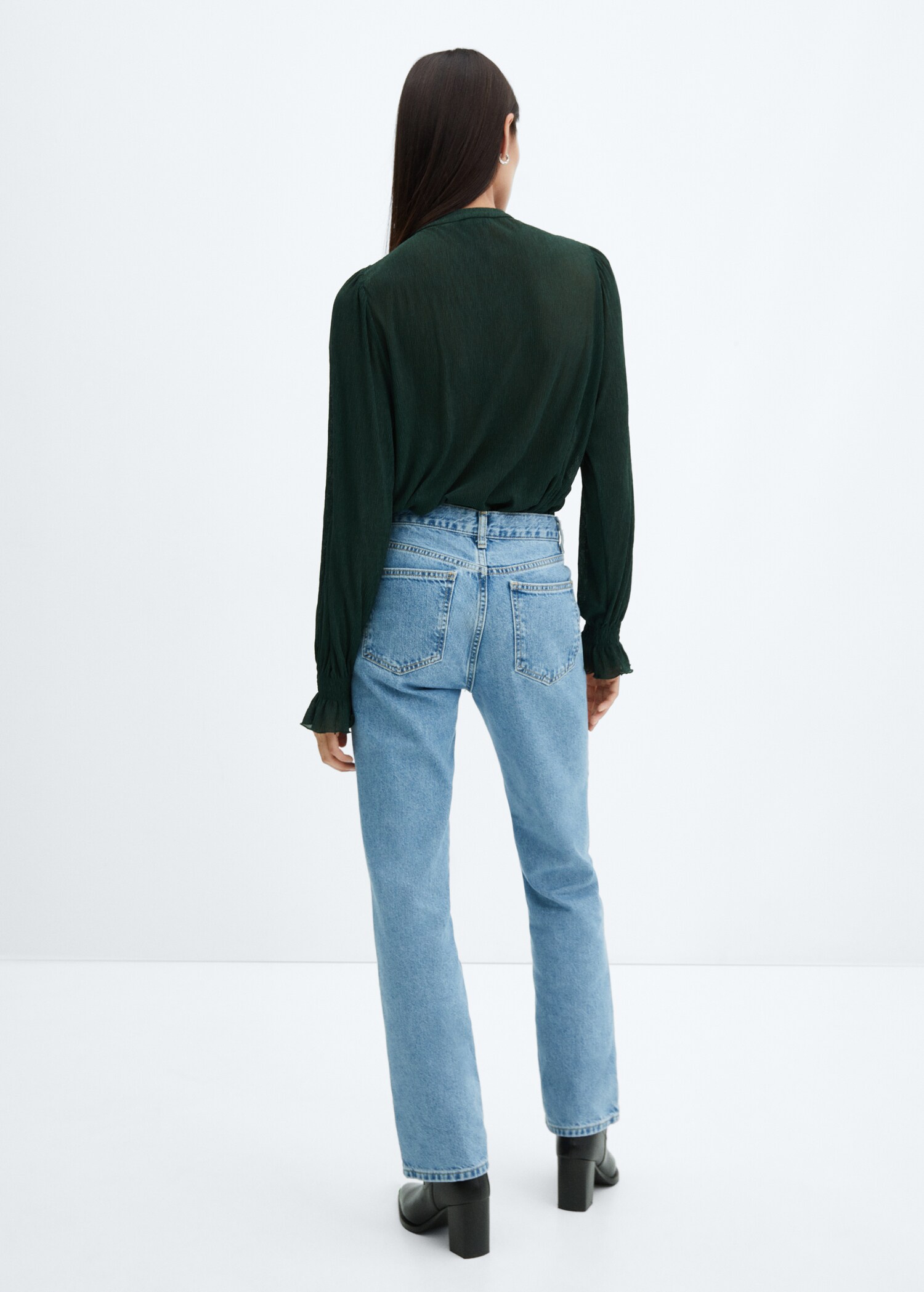 Flowy ruffle blouse - Reverse of the article