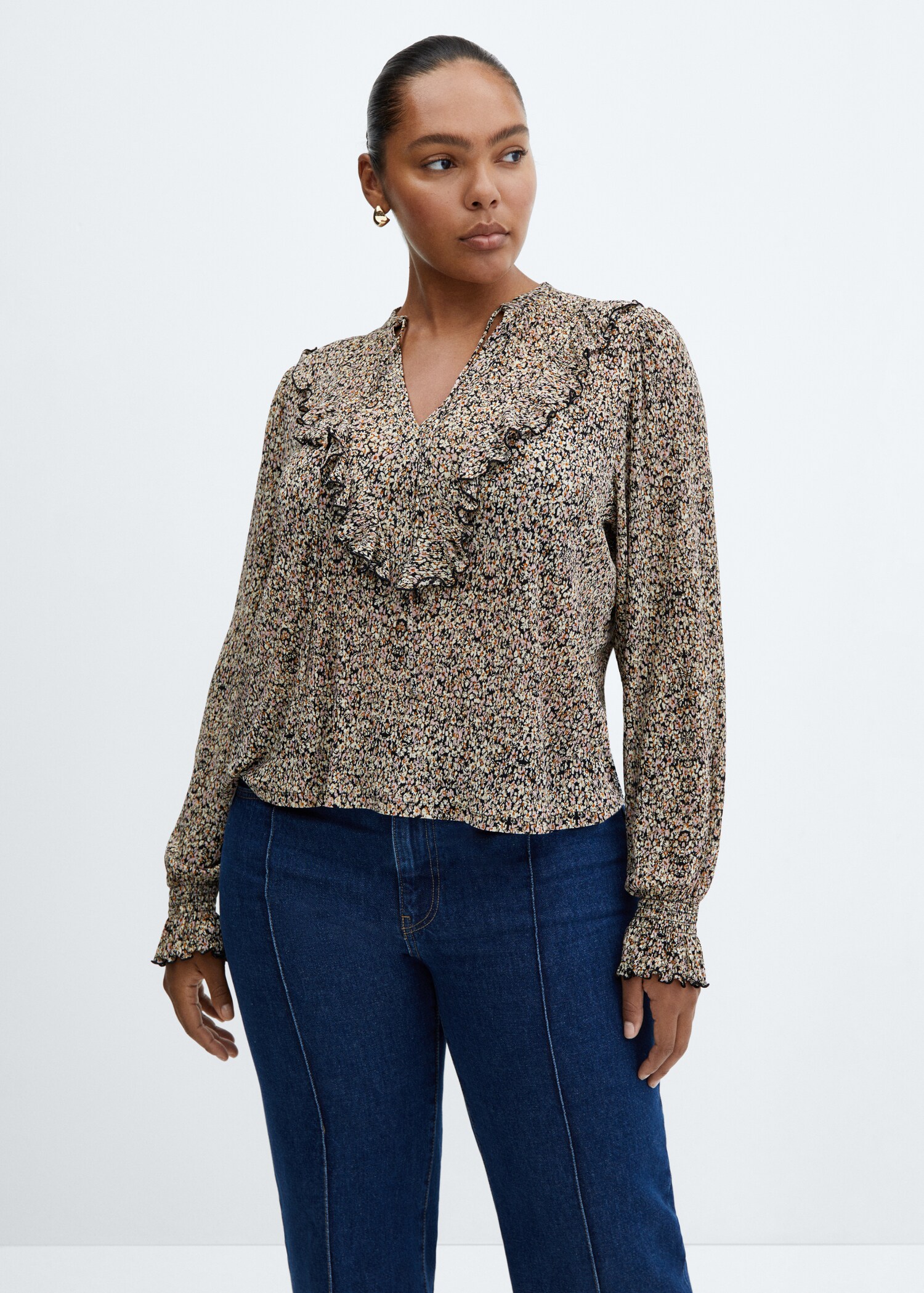 Flowy ruffle blouse - Details of the article 5