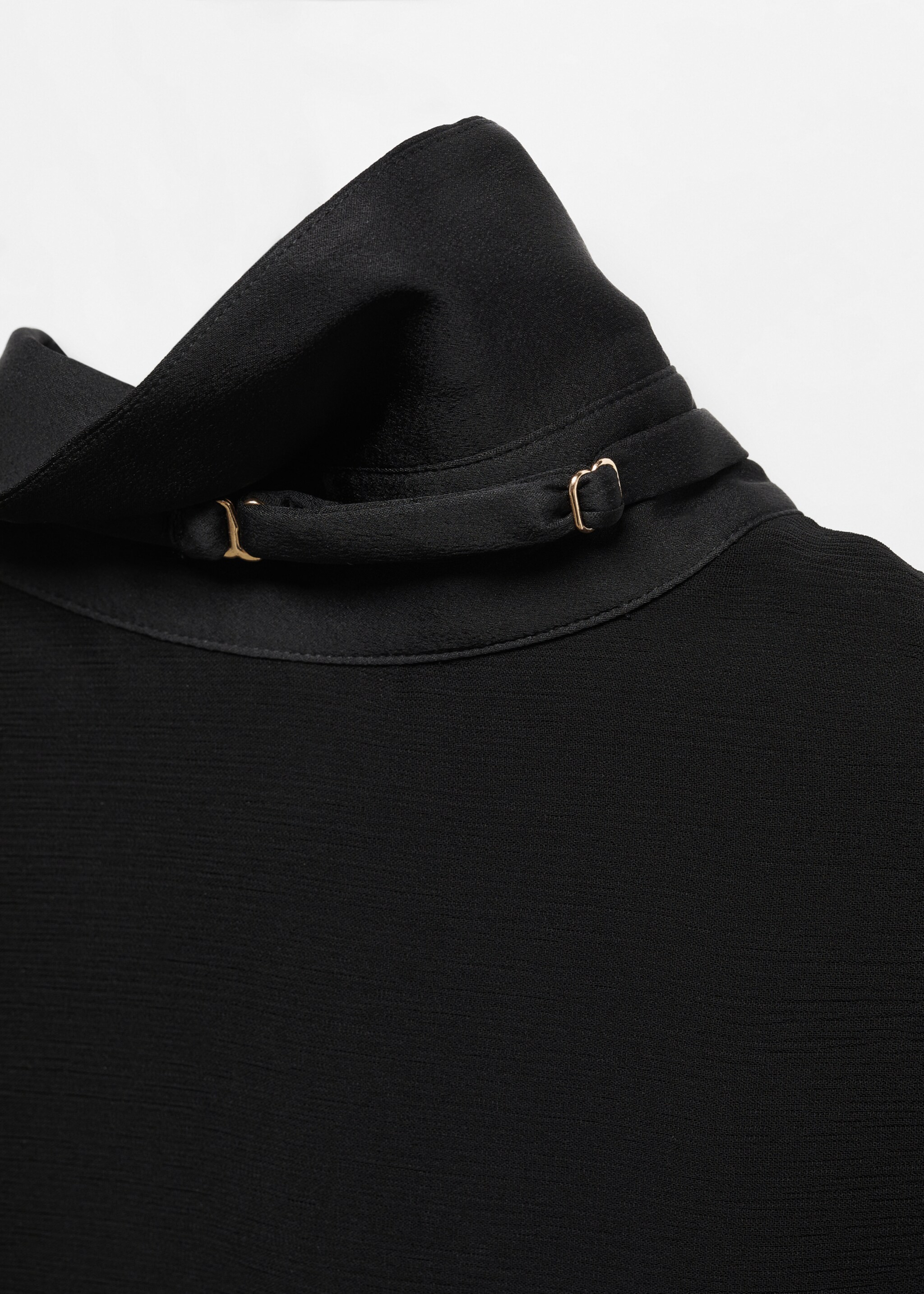 Tie shirt with satin details - Details of the article 8, Black. Ref: 57087757-00.